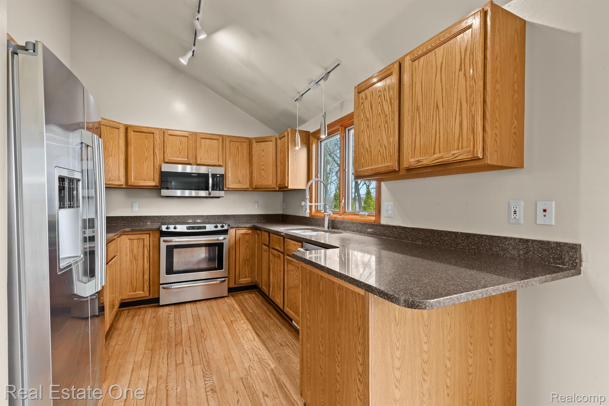 2643 BAY VISTA Drive