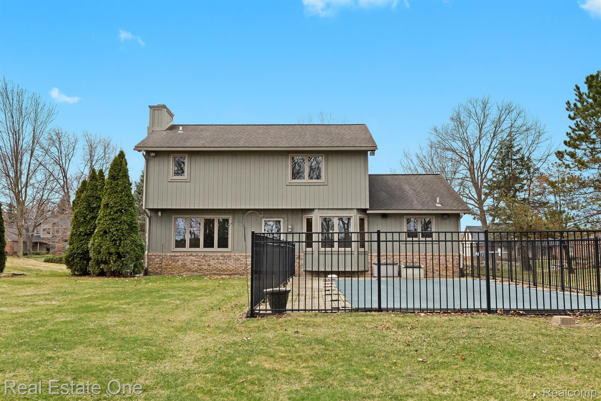 2643 BAY VISTA Drive