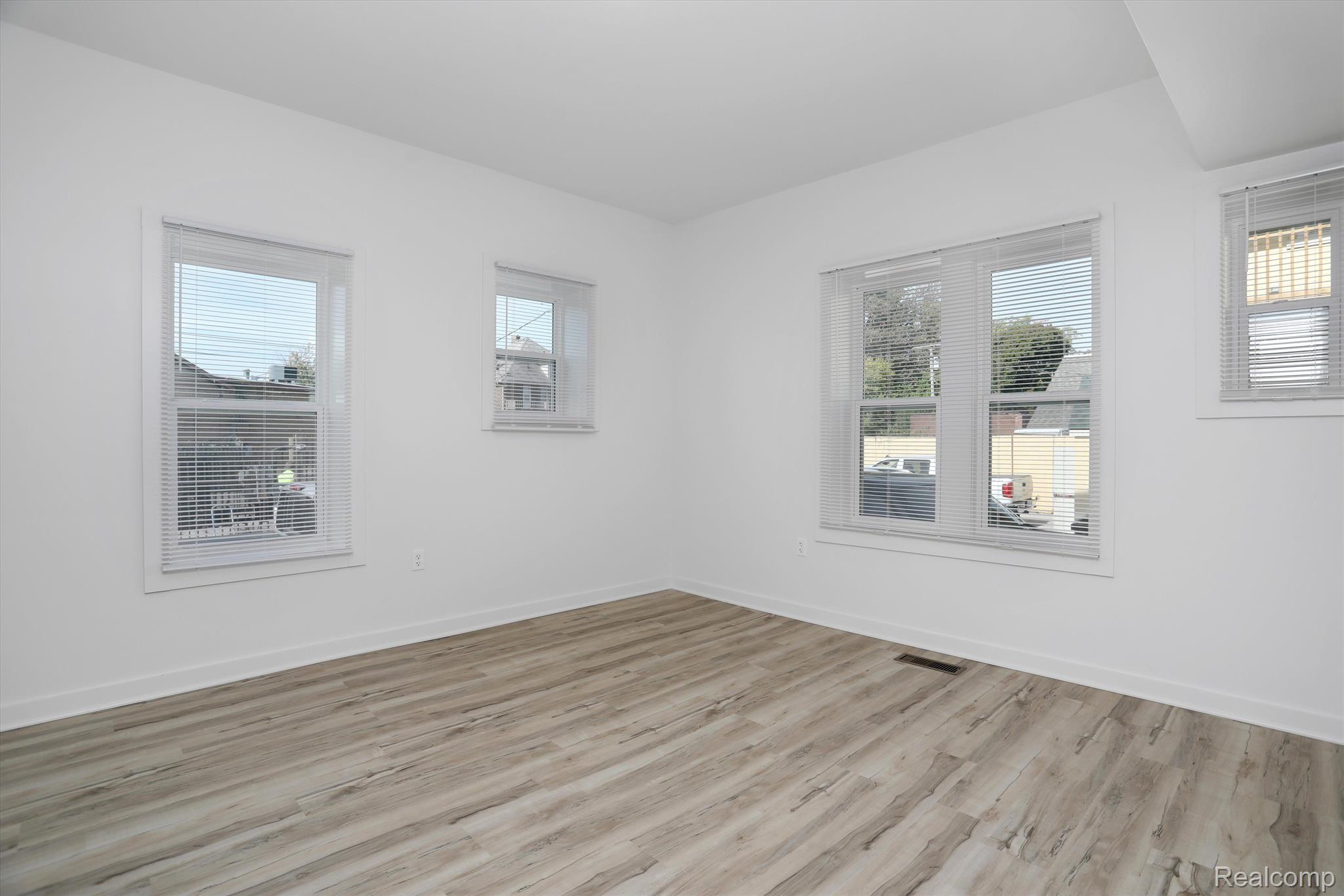 799 East Grand Boulevard 6