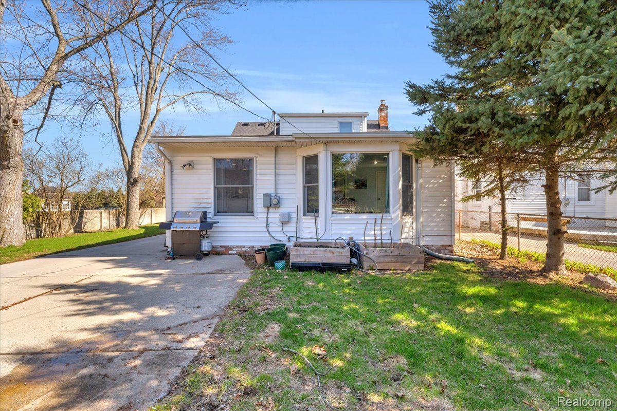 425 Hillcrest Avenue