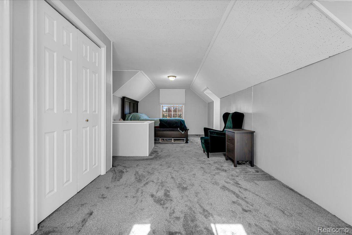 425 Hillcrest Avenue