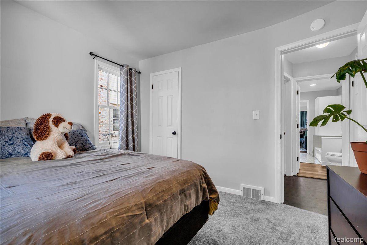 425 Hillcrest Avenue