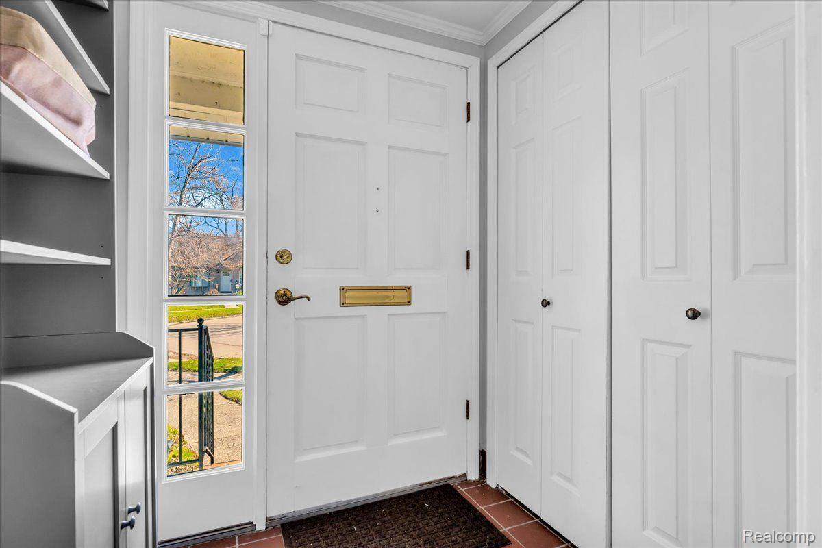 425 Hillcrest Avenue