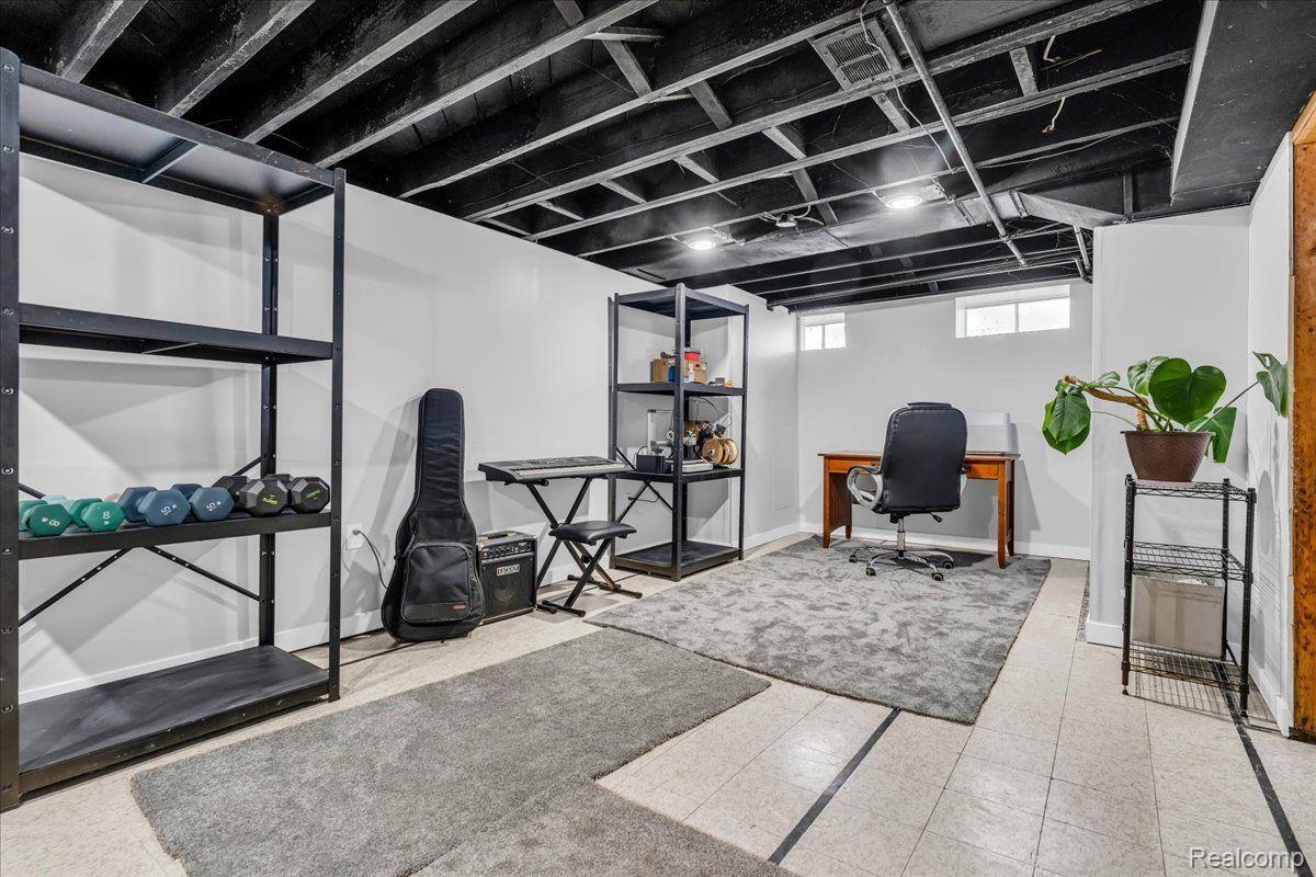 425 Hillcrest Avenue