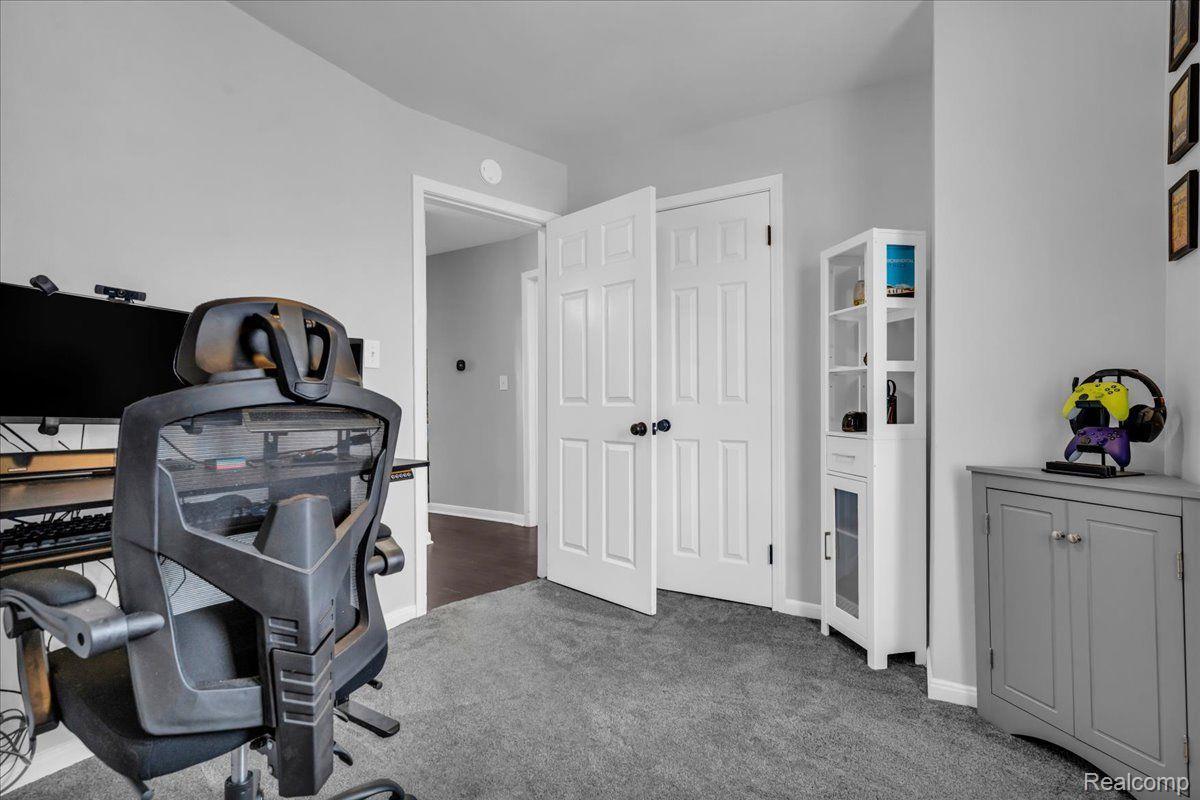 425 Hillcrest Avenue