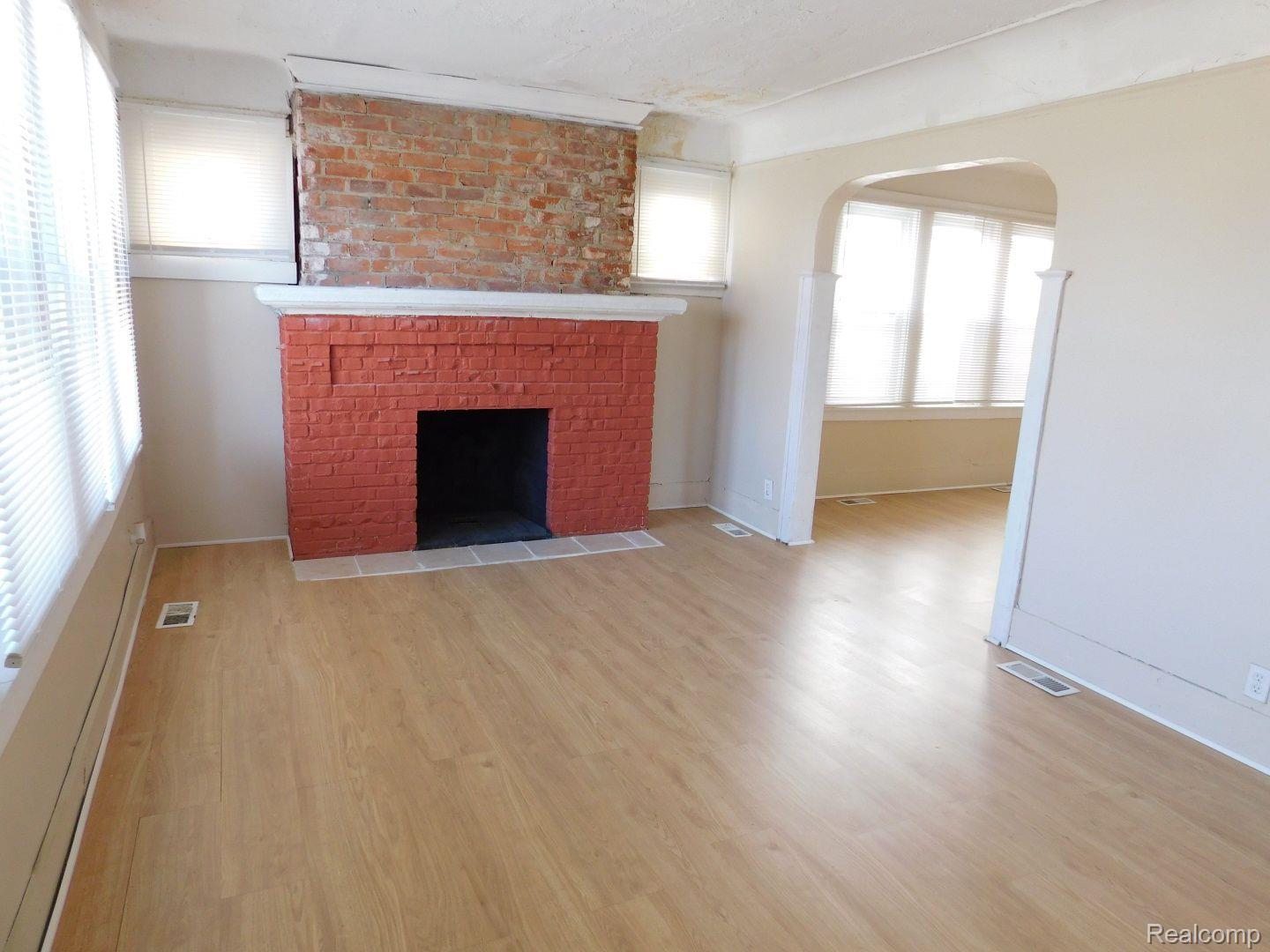 16230 INDIANA Street