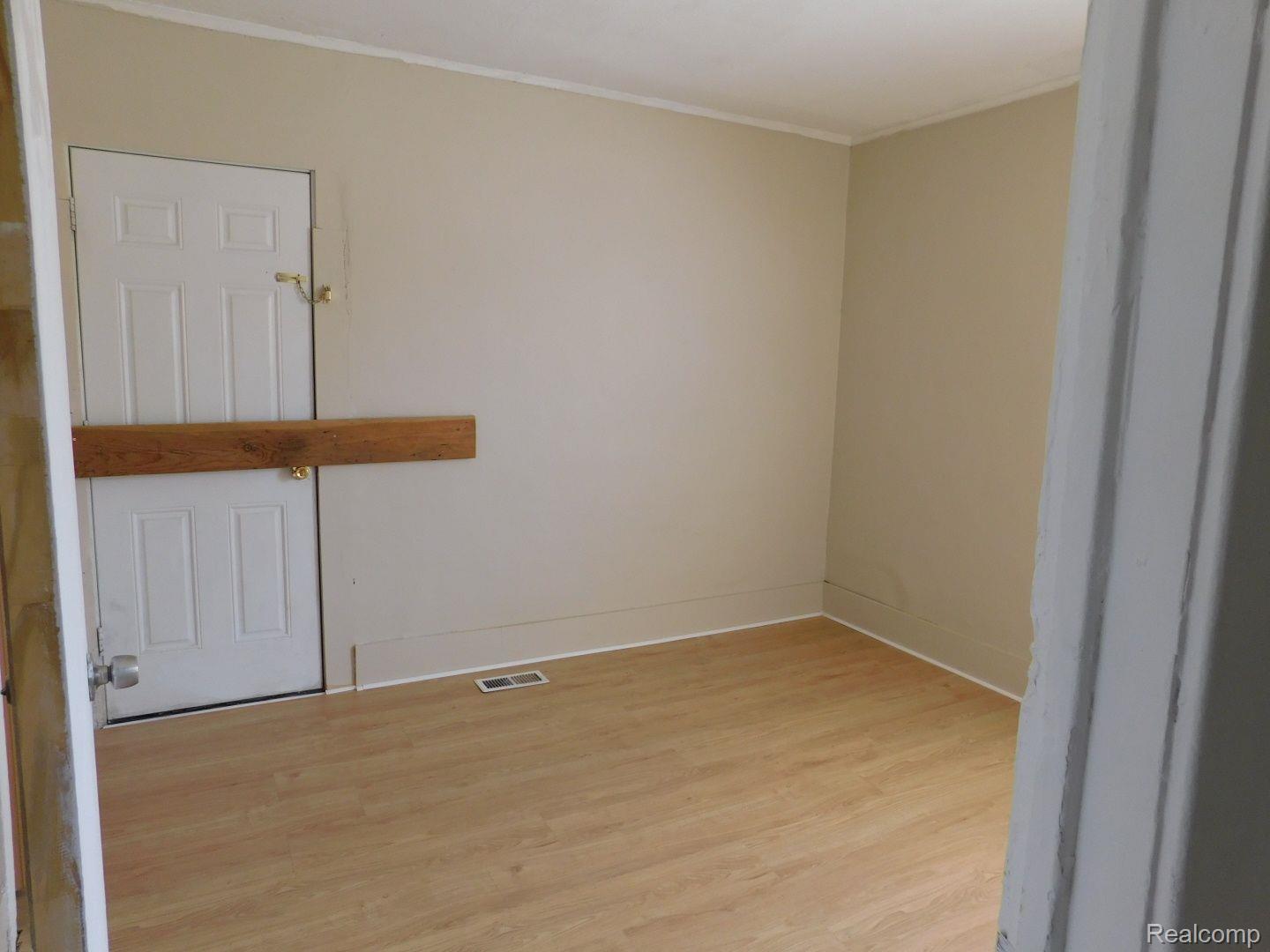 16230 INDIANA Street