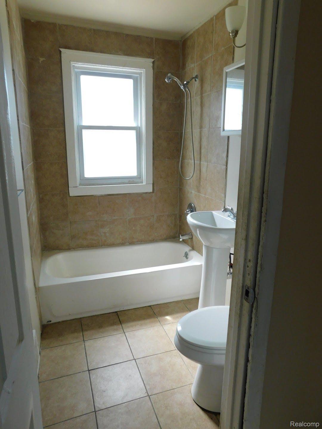 16230 INDIANA Street