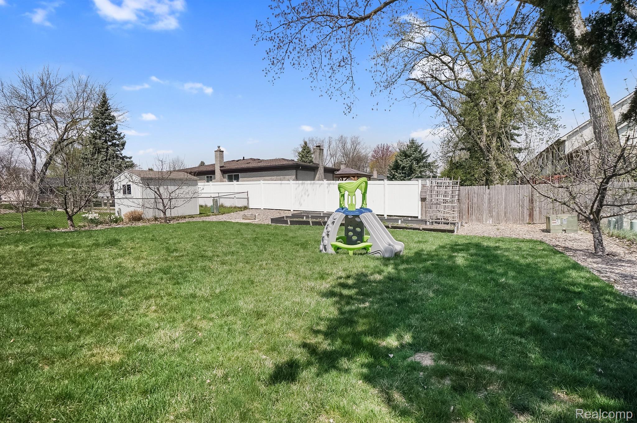 1791 BRIARWOOD Drive