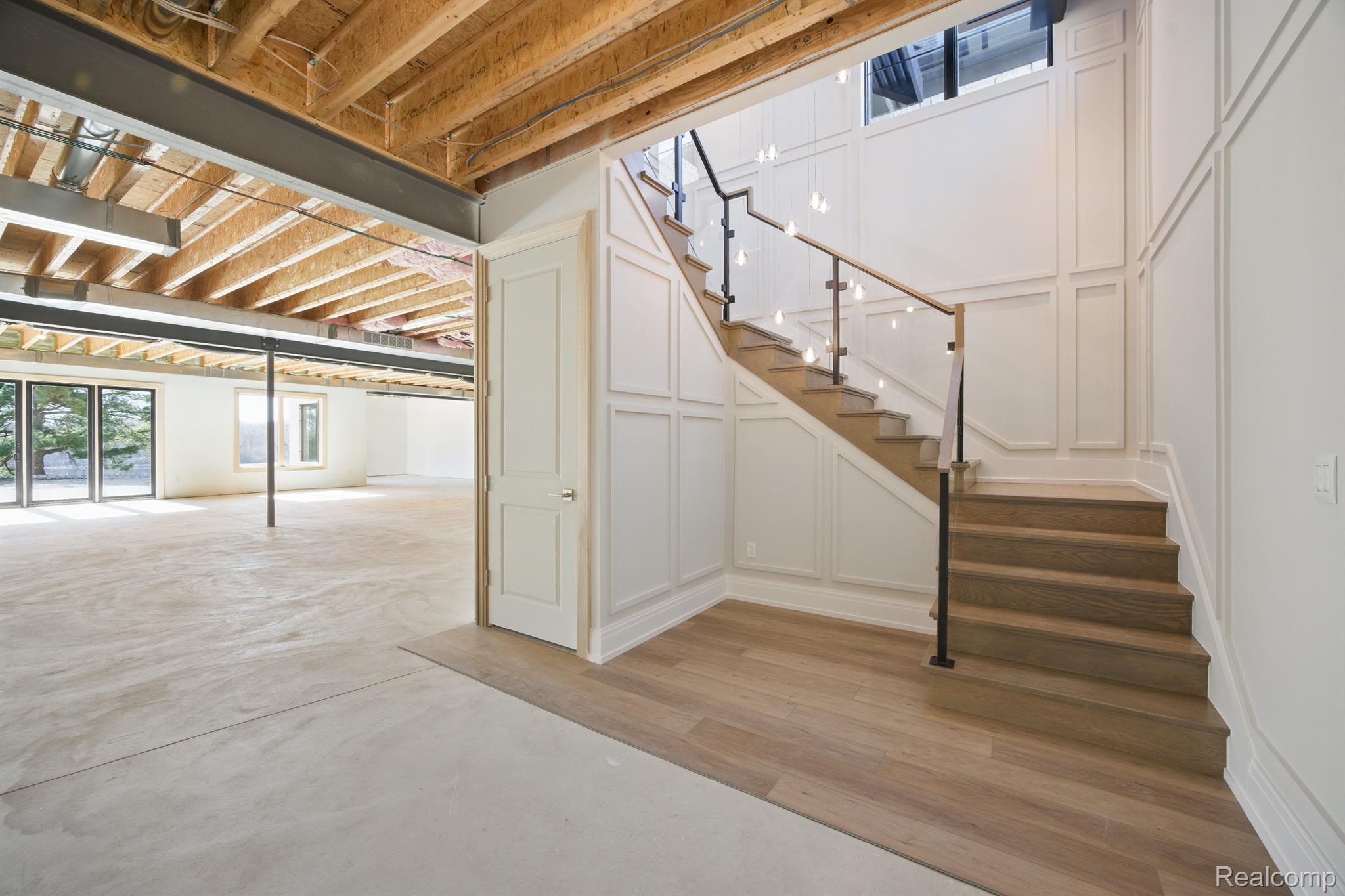3281 Chickering Lane
