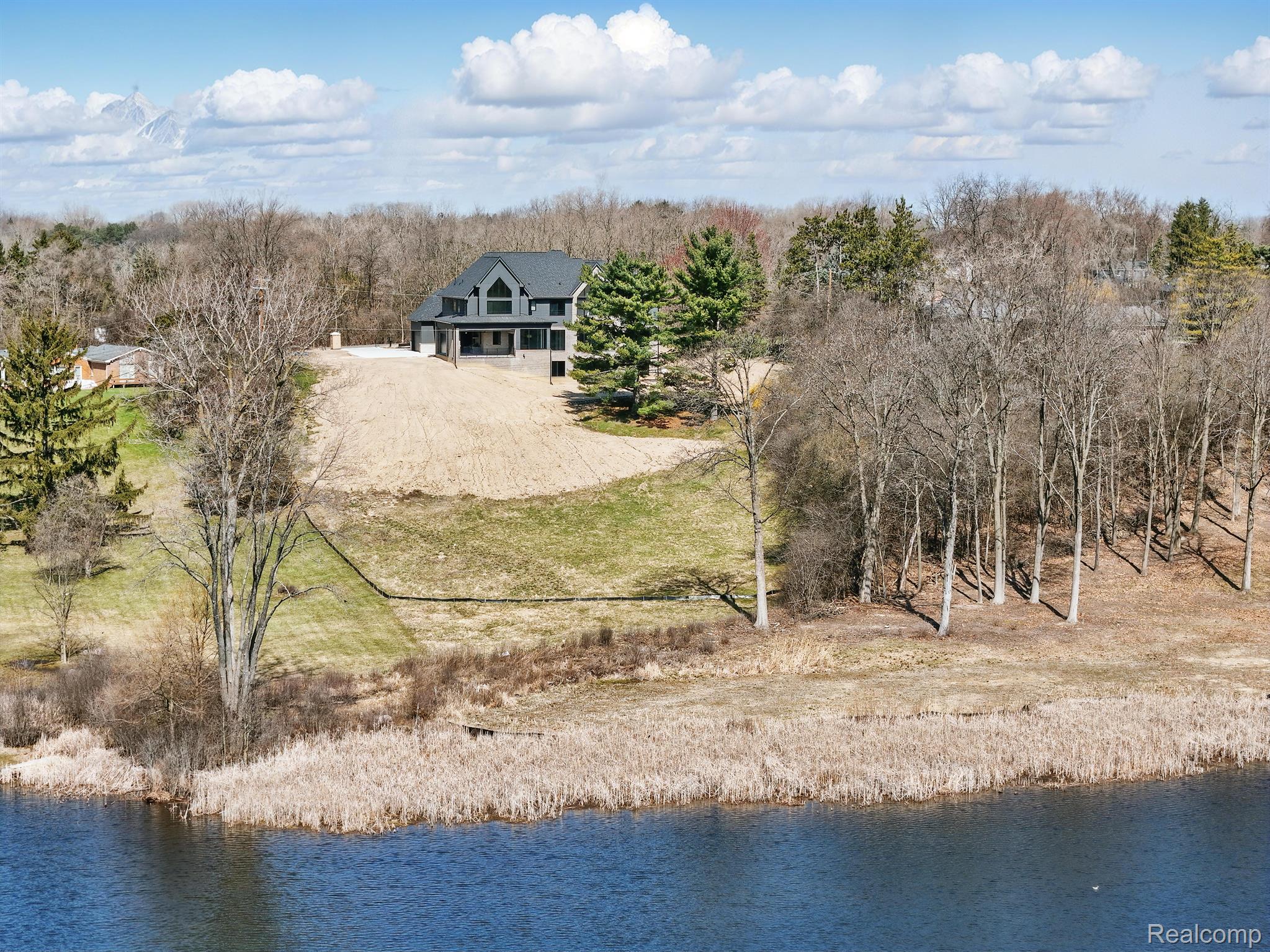 3281 Chickering Lane