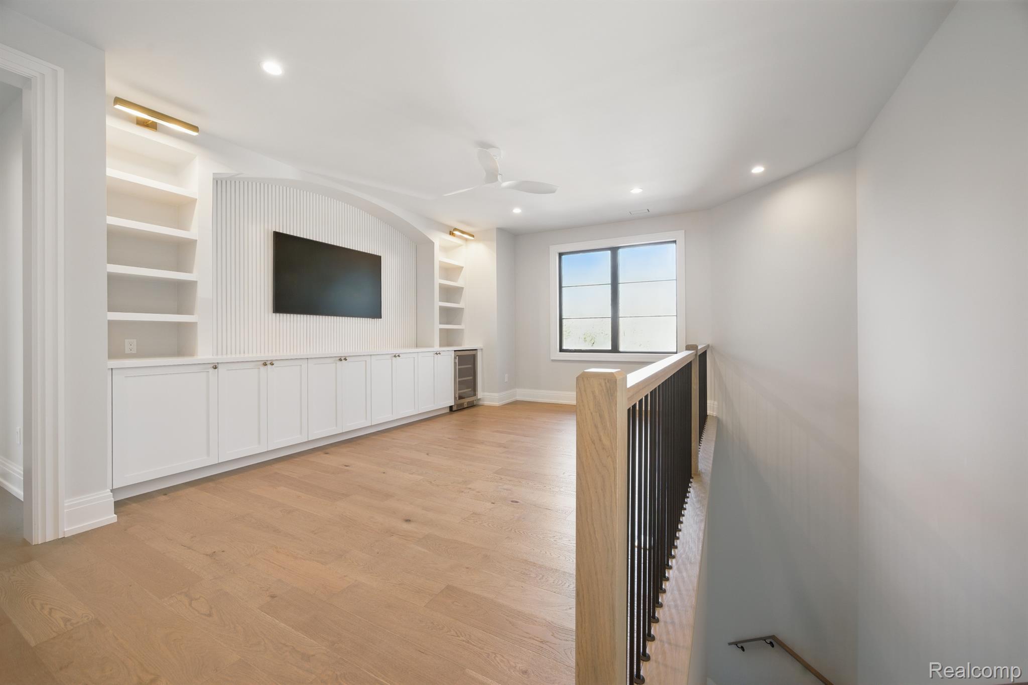 3281 Chickering Lane