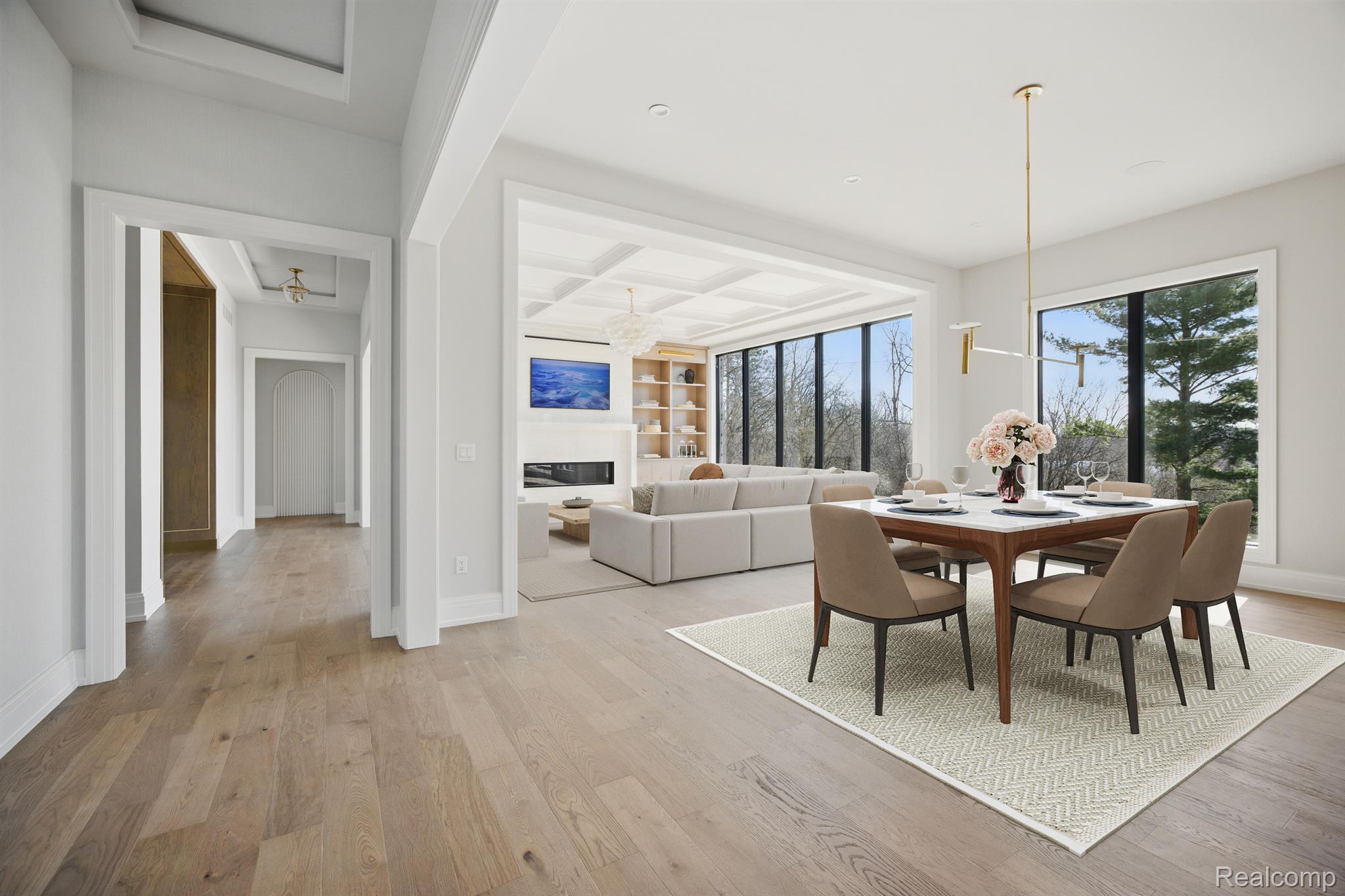 3281 Chickering Lane