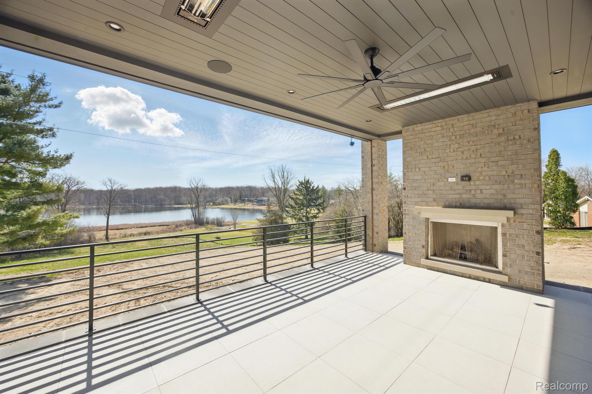 3281 Chickering Lane