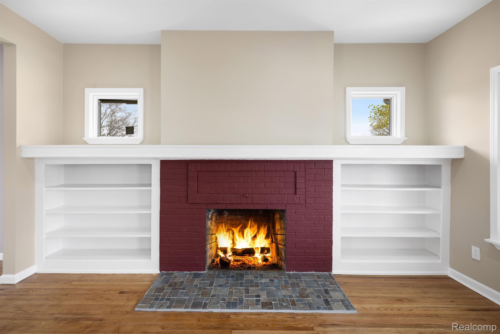 1989 GLADSTONE Street