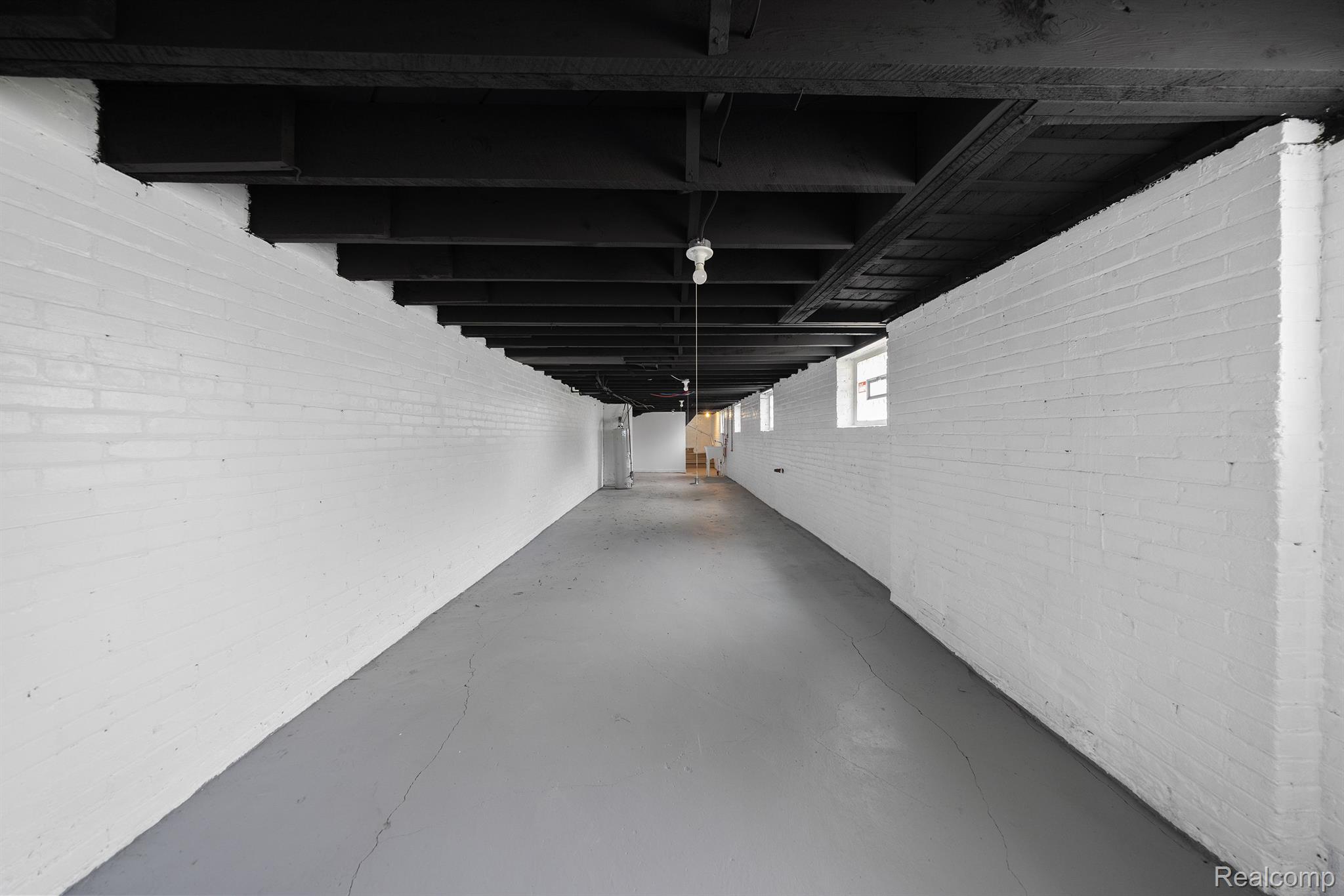 1989 GLADSTONE Street