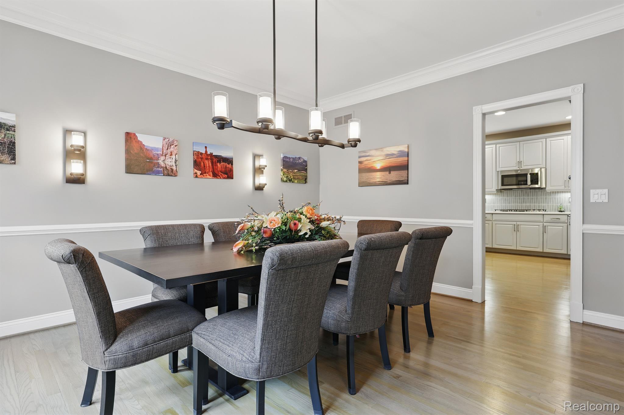 44586 BROADMOOR Circle N