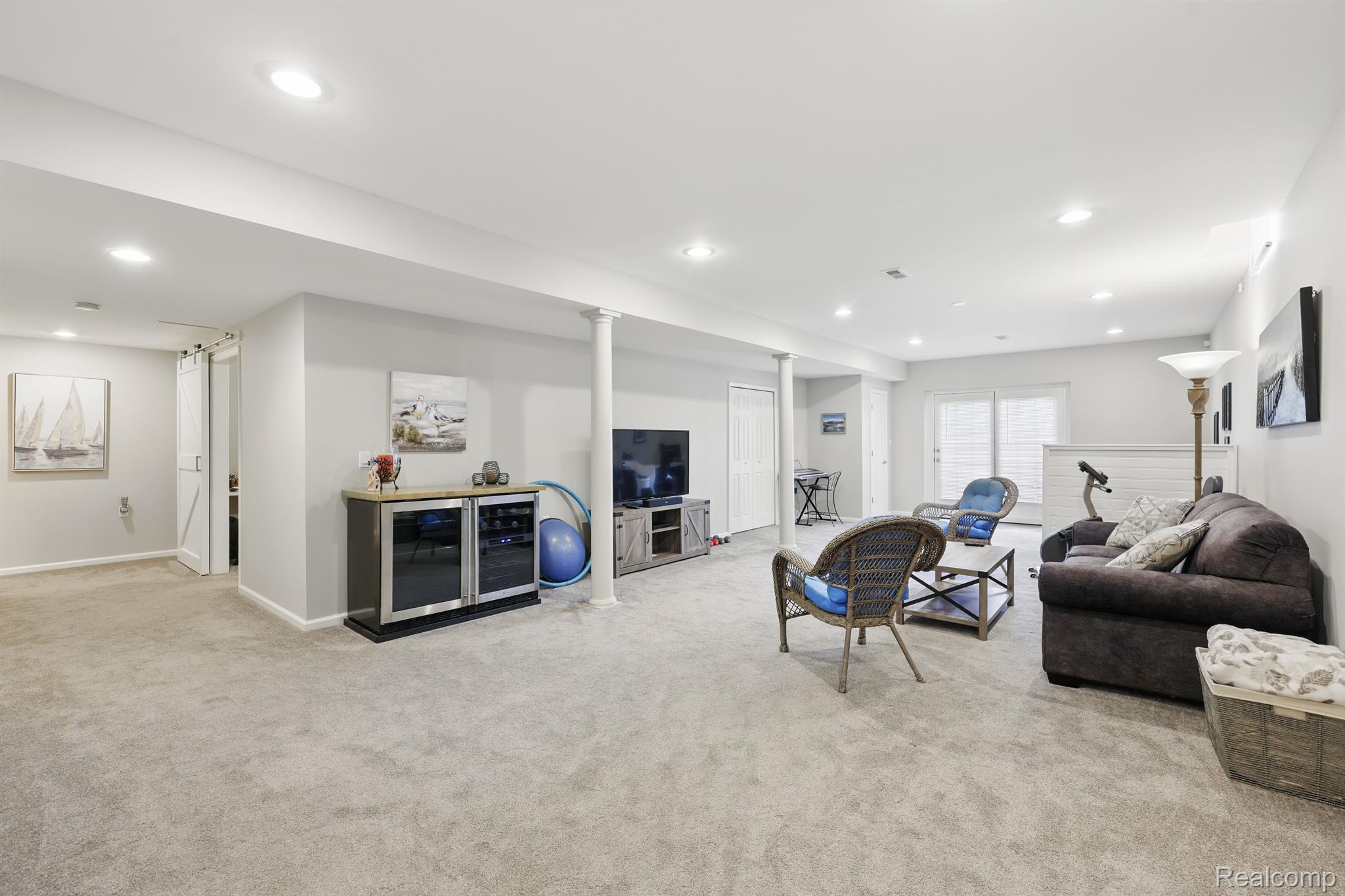 44586 BROADMOOR Circle N