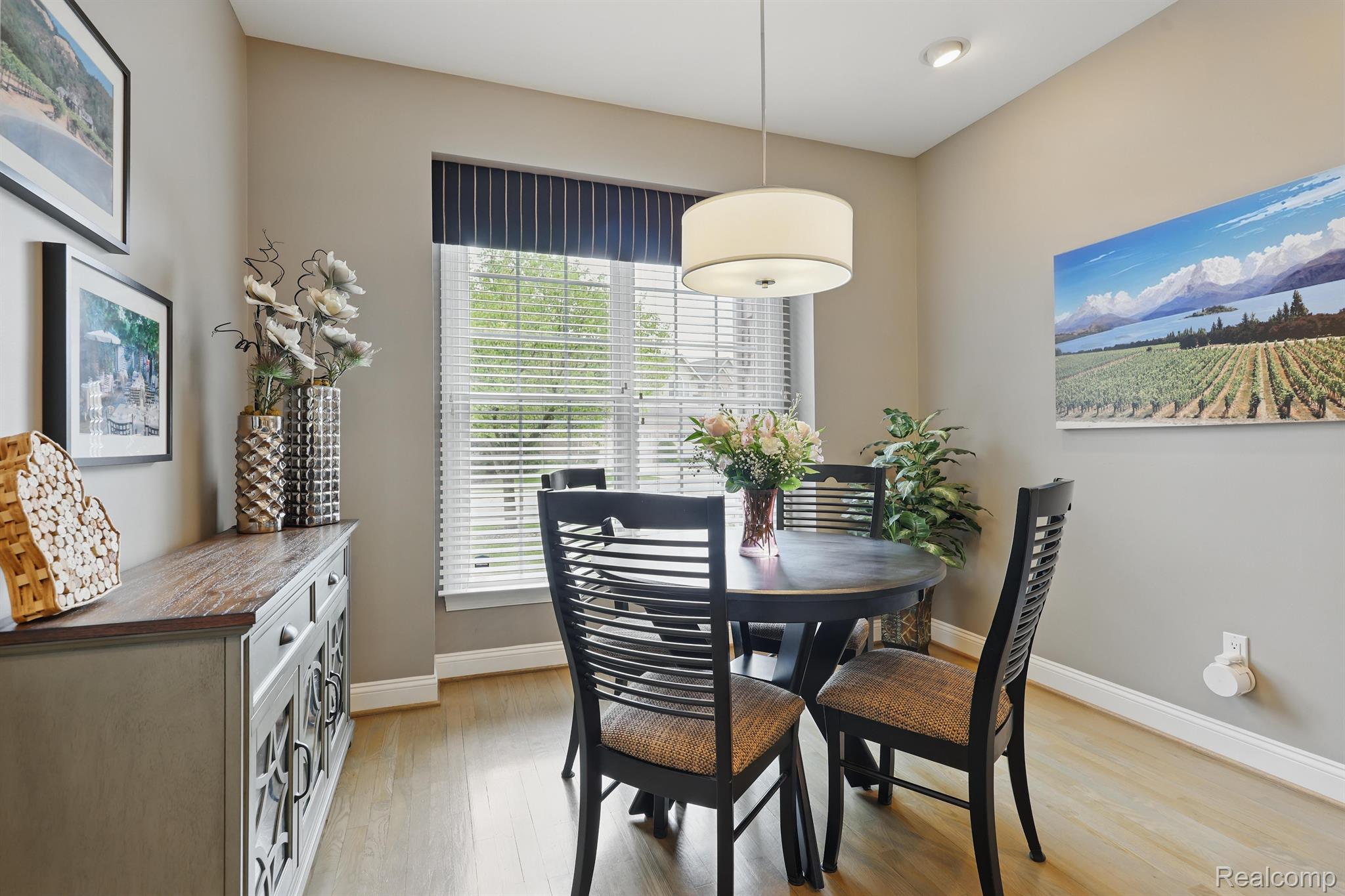 44586 BROADMOOR Circle N