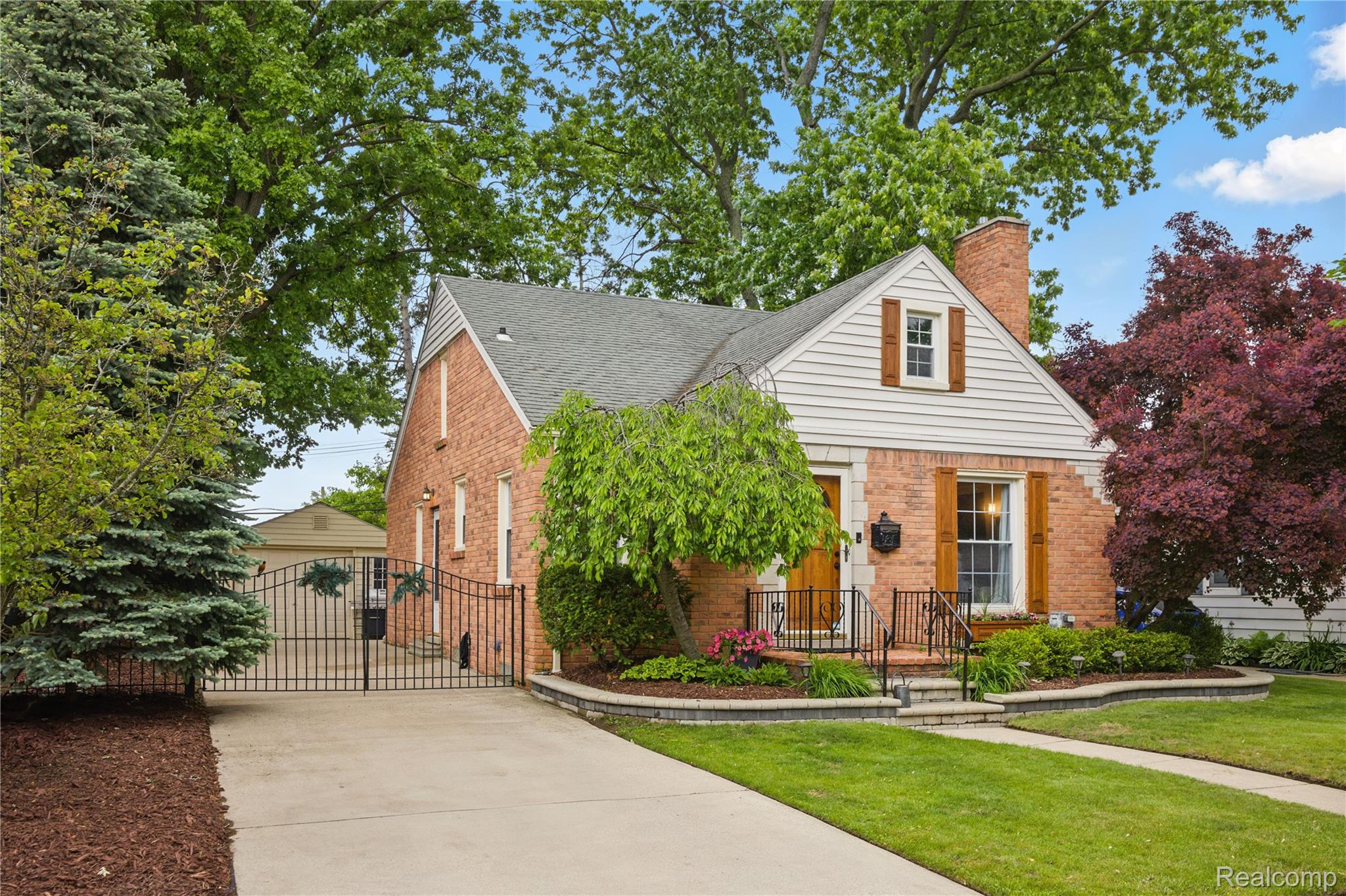 3324 GRIFFITH Avenue