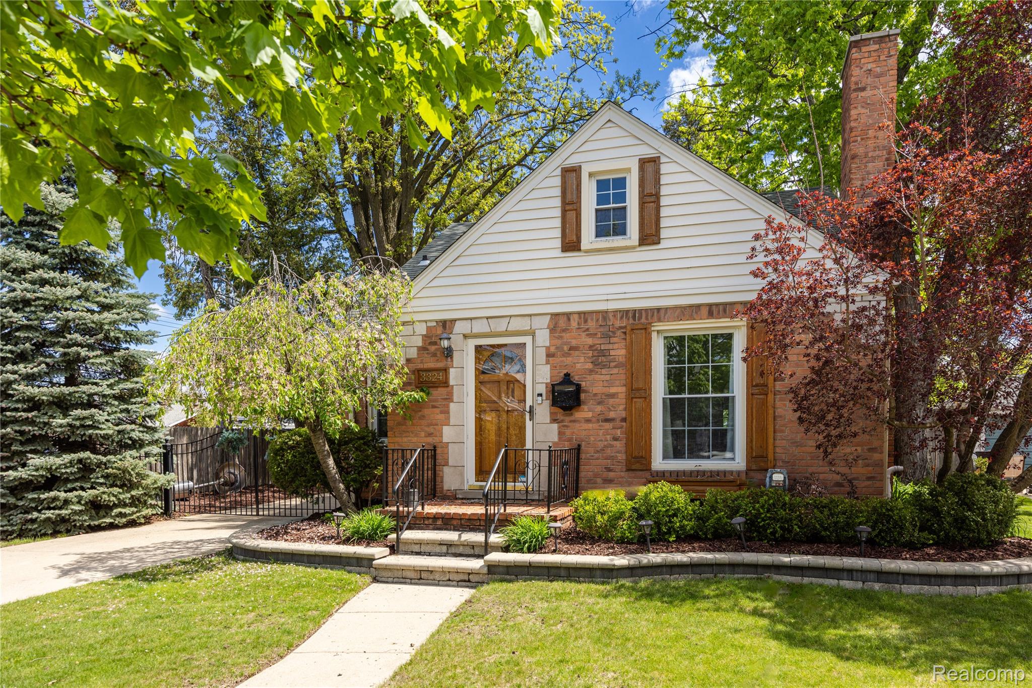 3324 GRIFFITH Avenue