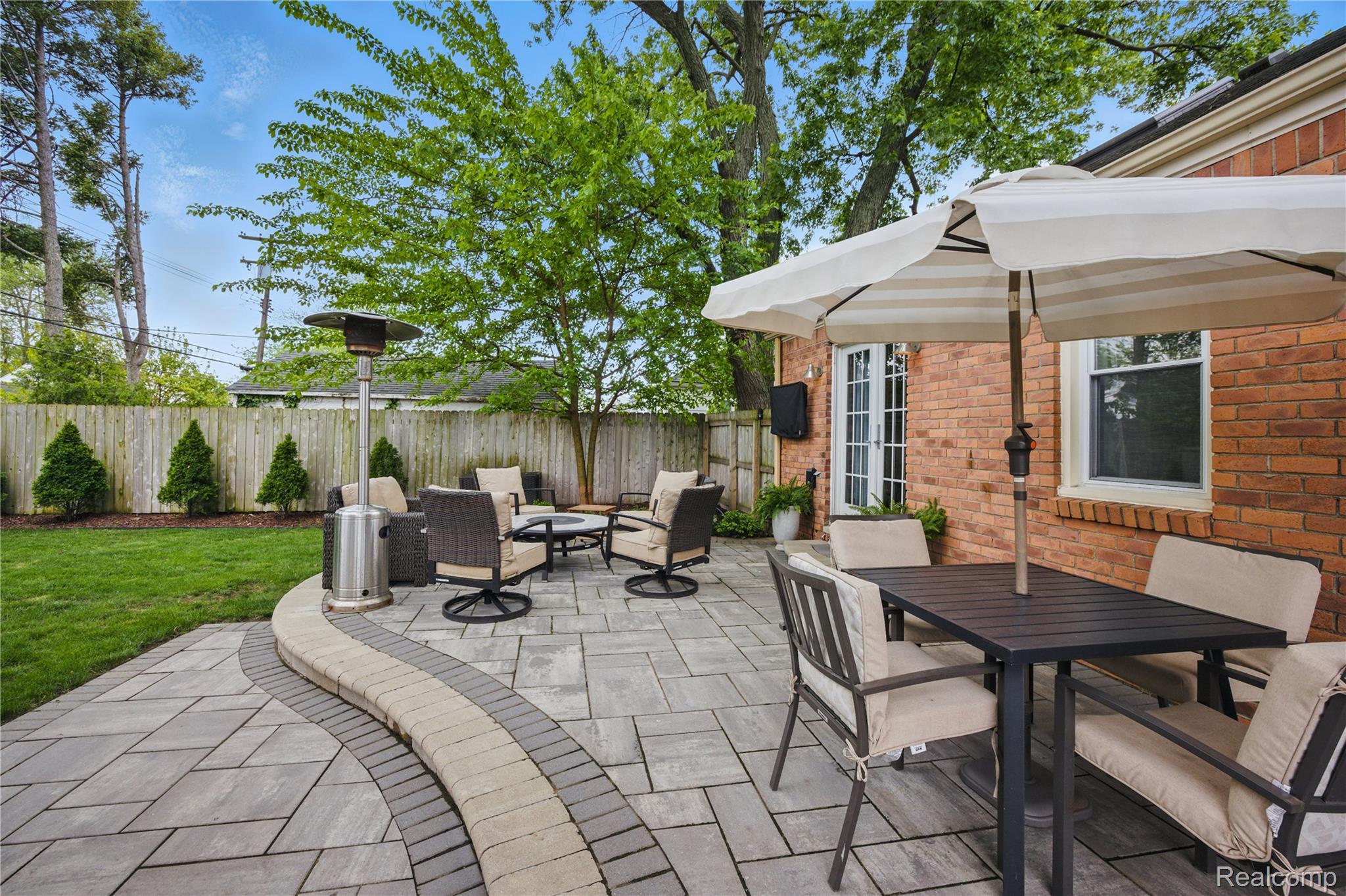 3324 GRIFFITH Avenue