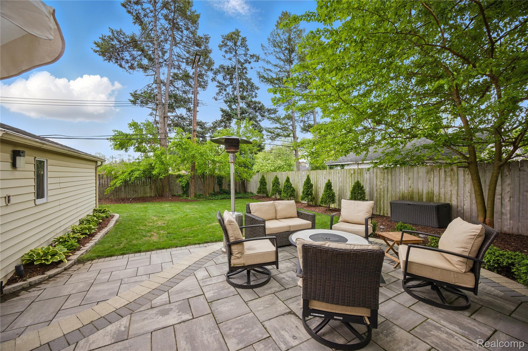 3324 GRIFFITH Avenue