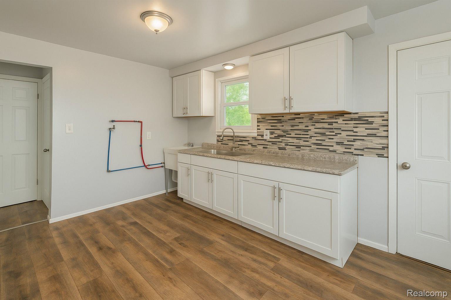 20524 WISCONSIN Street