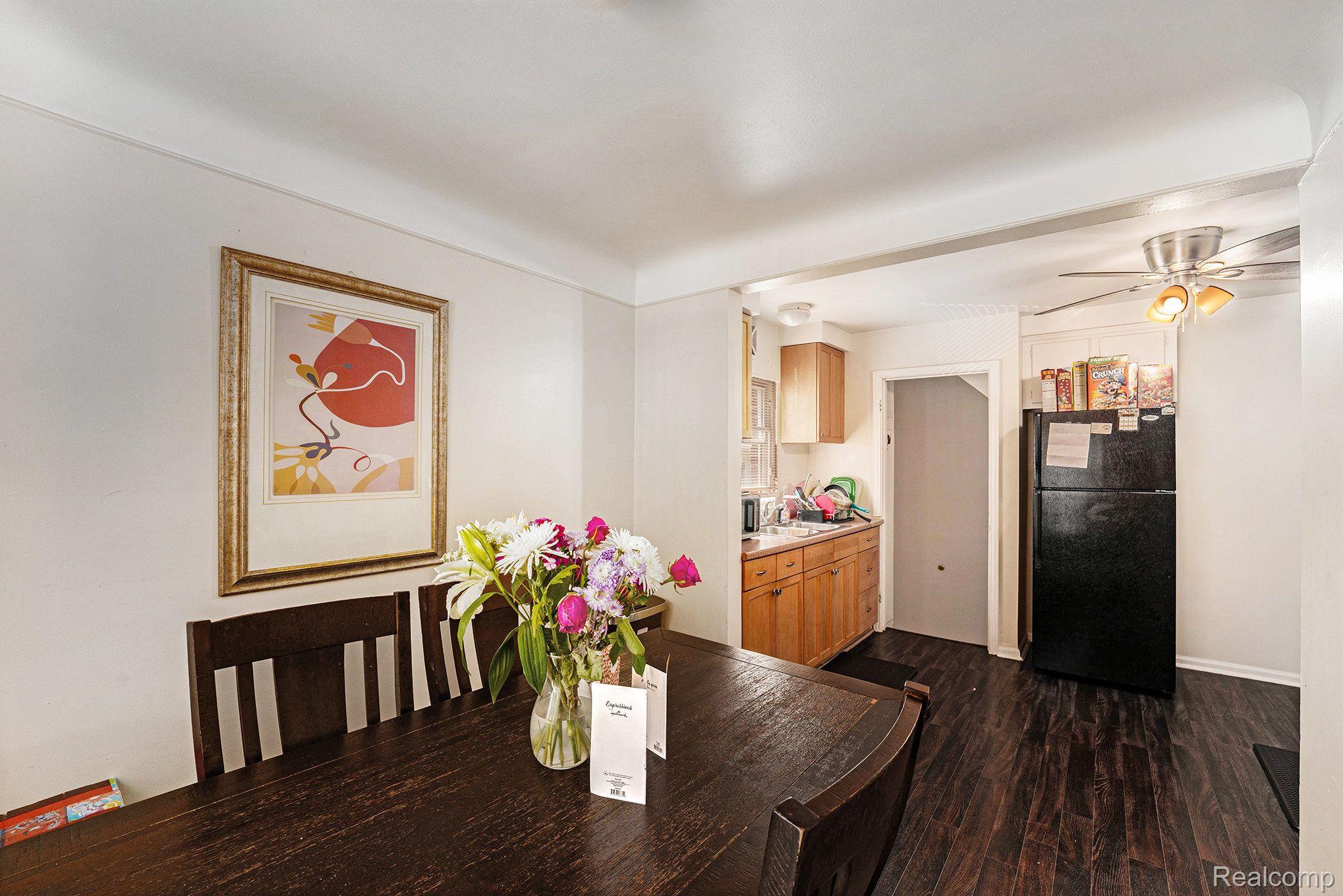 17693 GREENVIEW Avenue