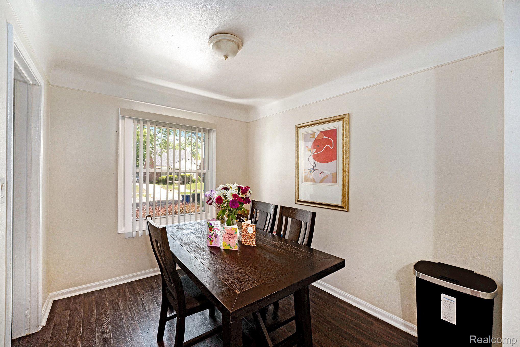 17693 GREENVIEW Avenue