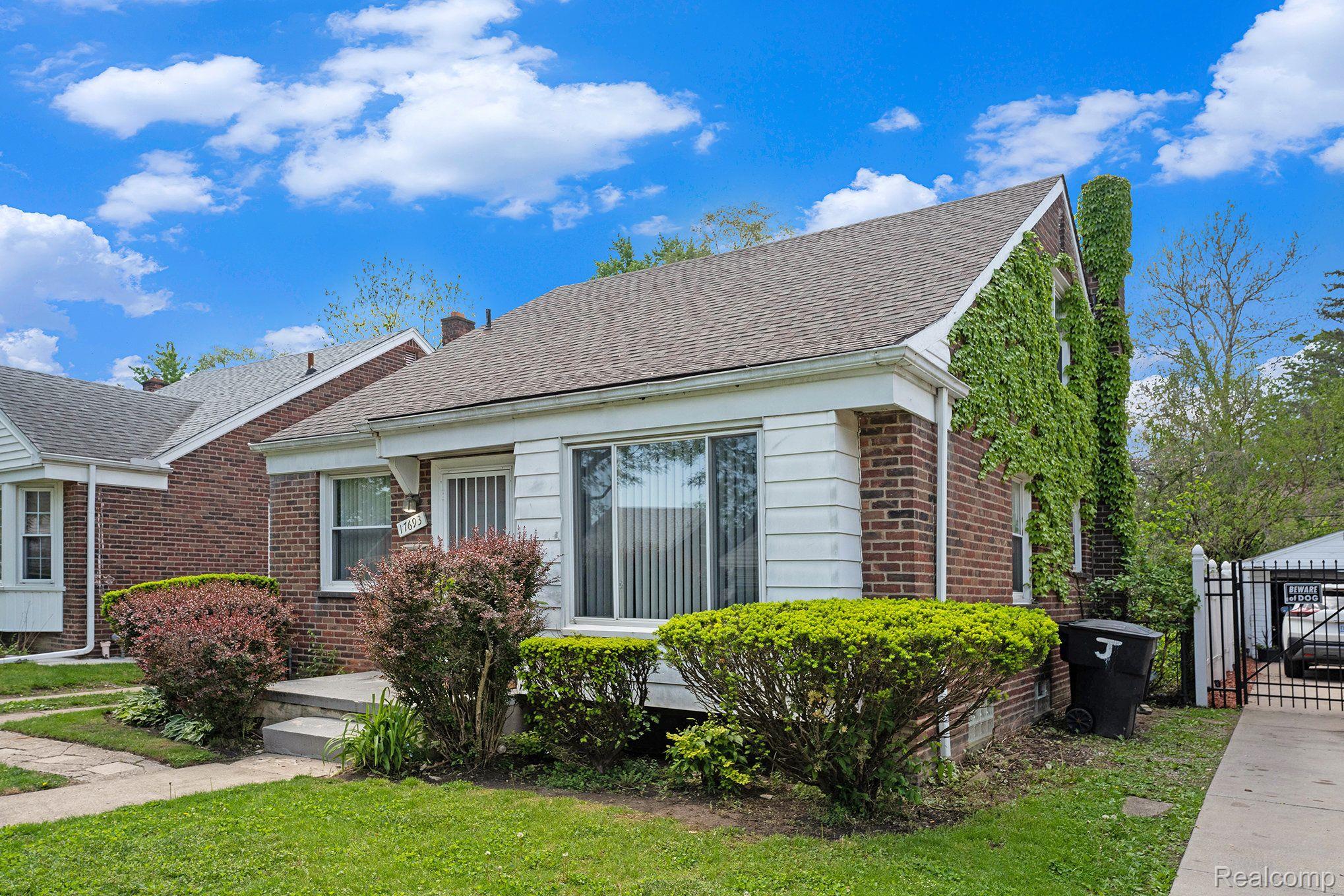 17693 GREENVIEW Avenue