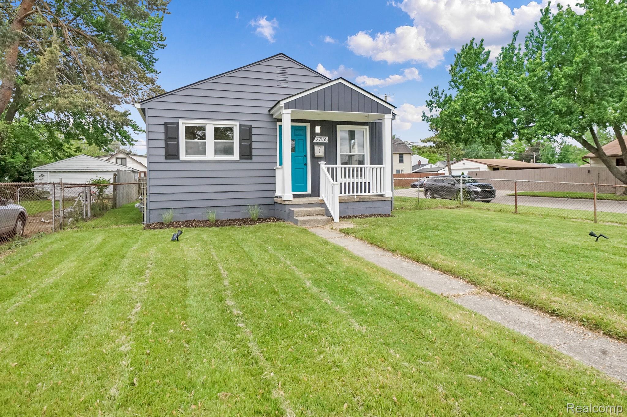 27135 Barrington Street