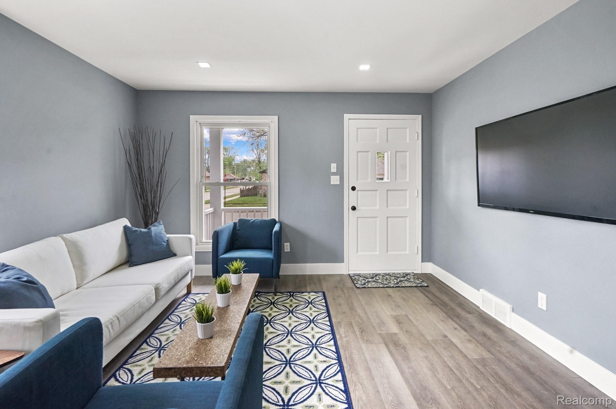 27135 Barrington Street