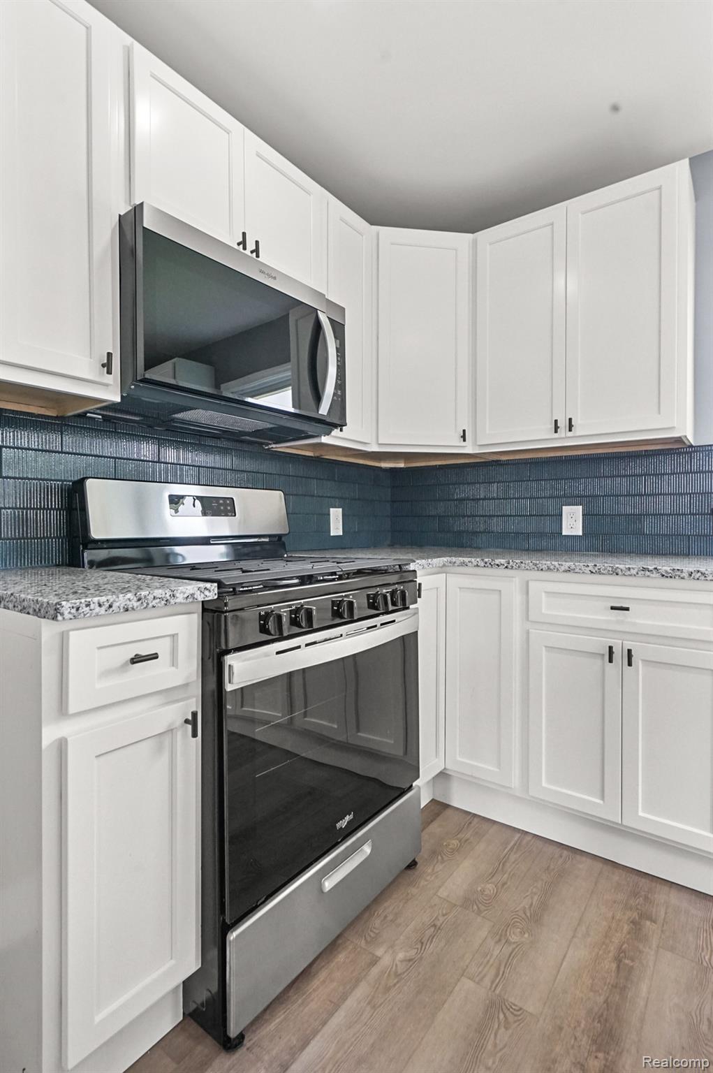 27135 Barrington Street