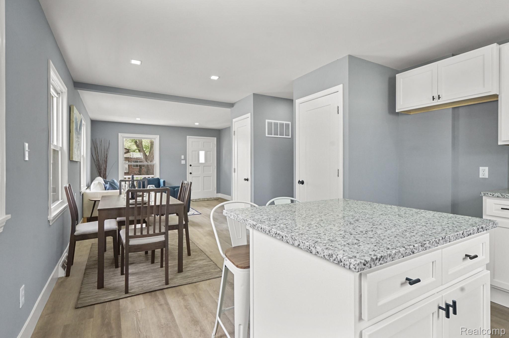 27135 Barrington Street