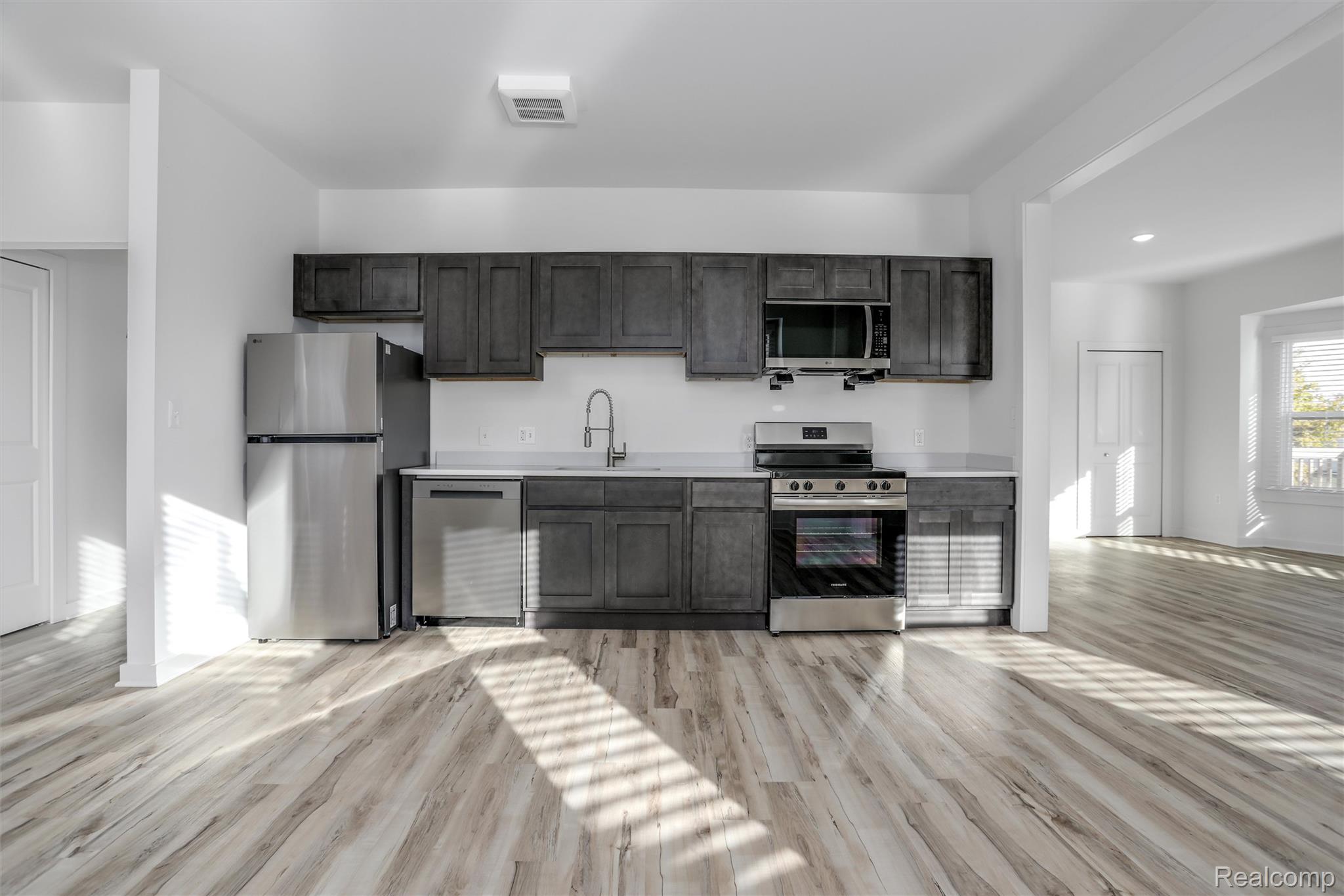 799 East Grand Boulevard 2