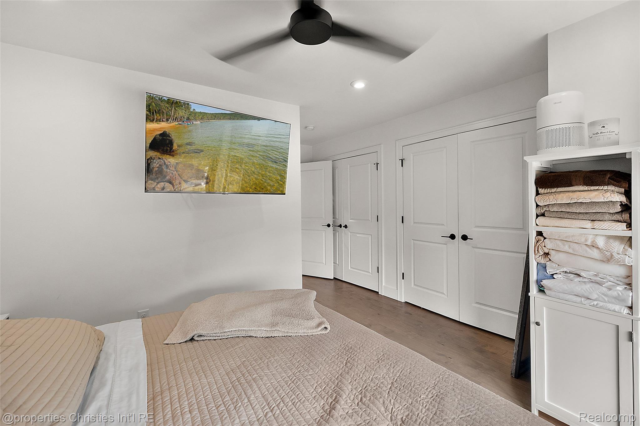 3307 Cochrane Street