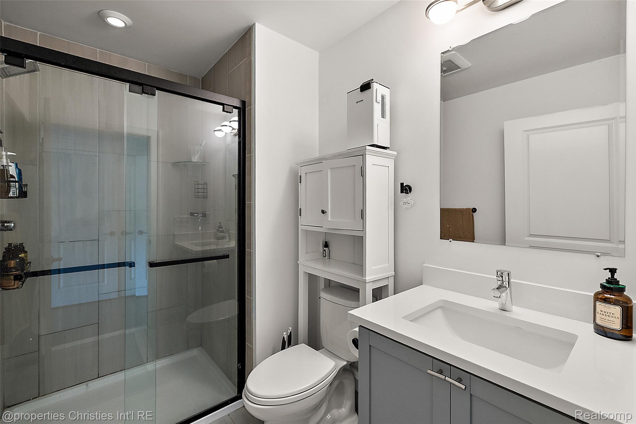 3307 Cochrane Street