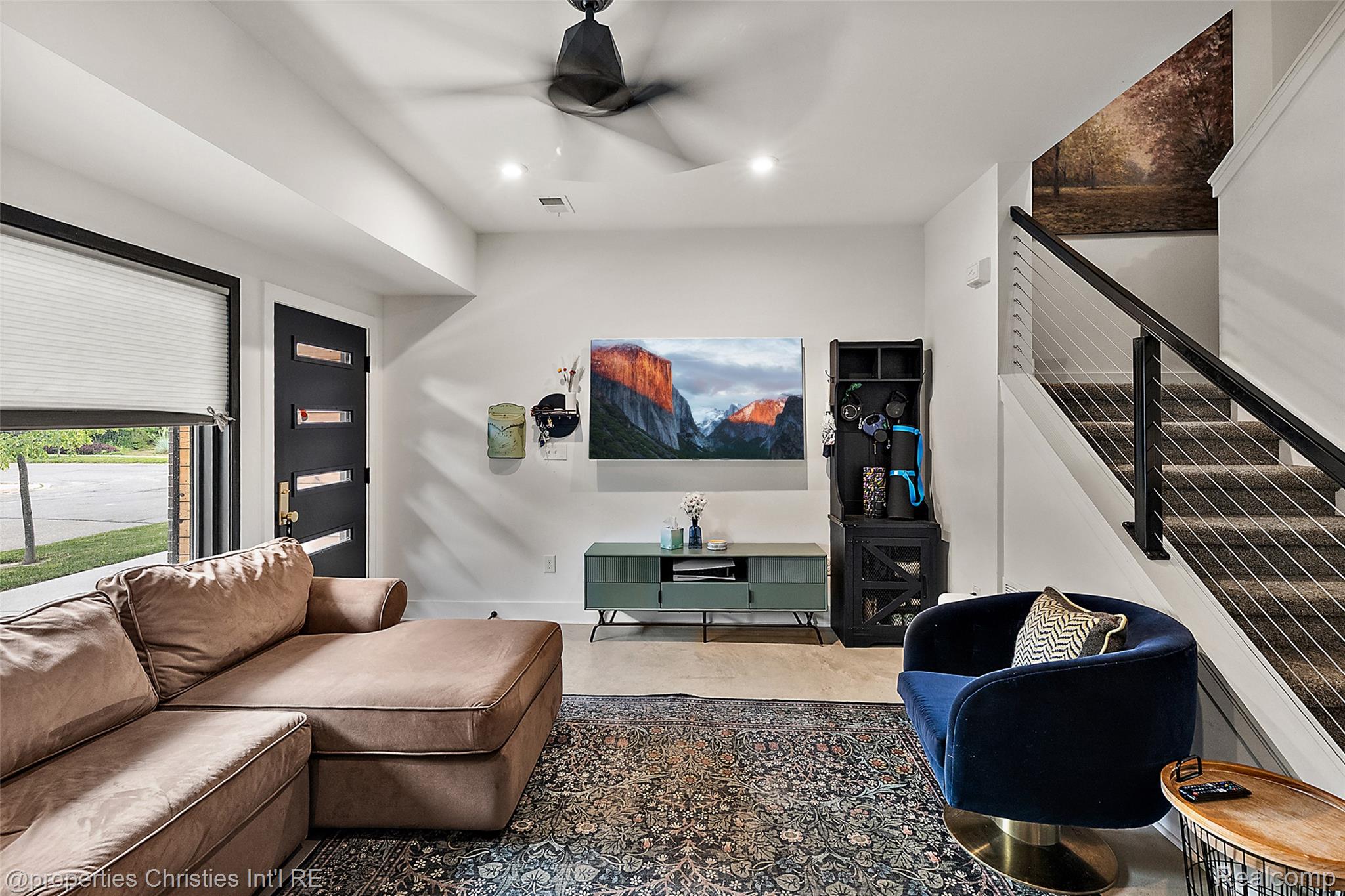 3307 Cochrane Street