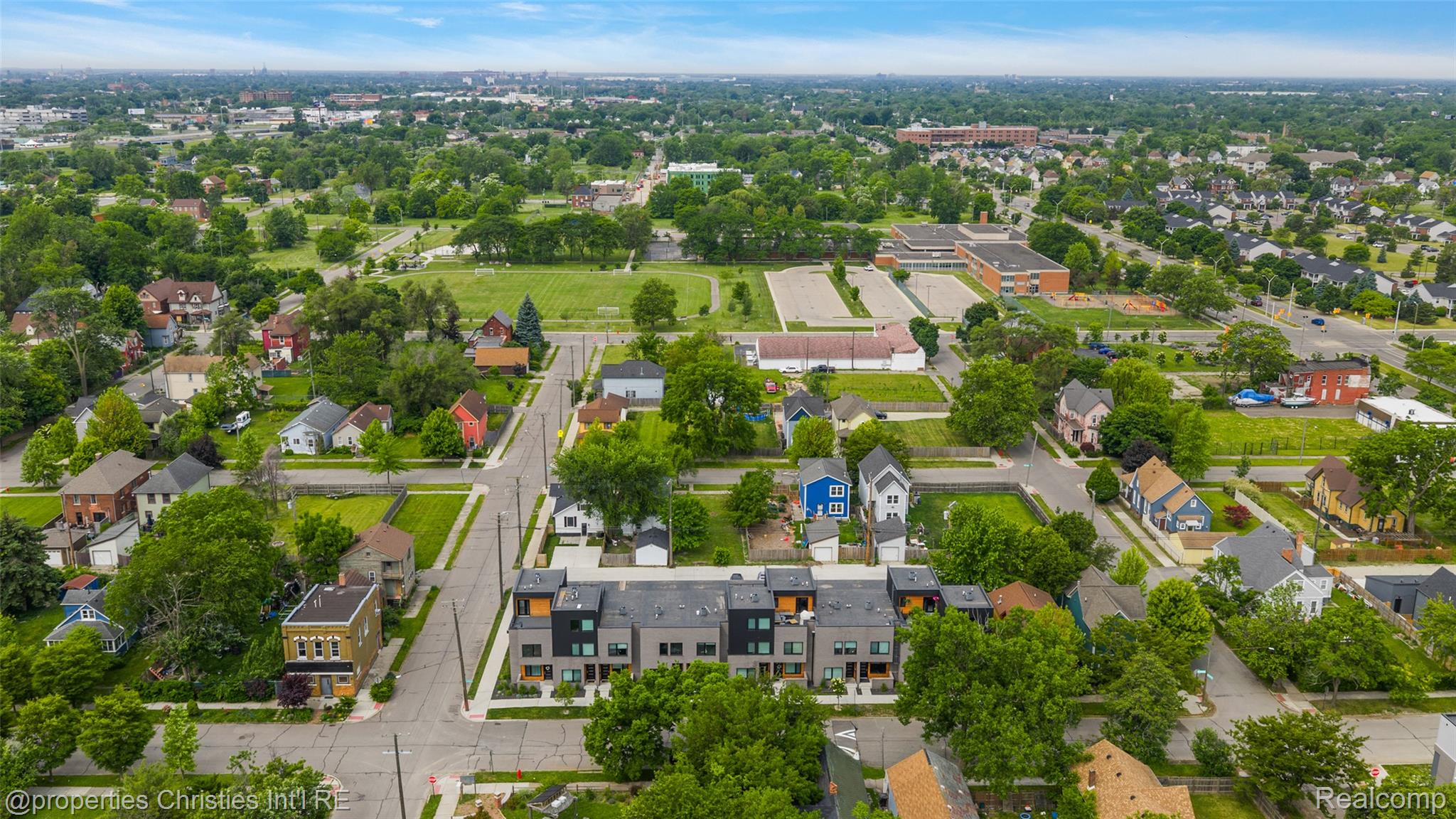 3307 Cochrane Street