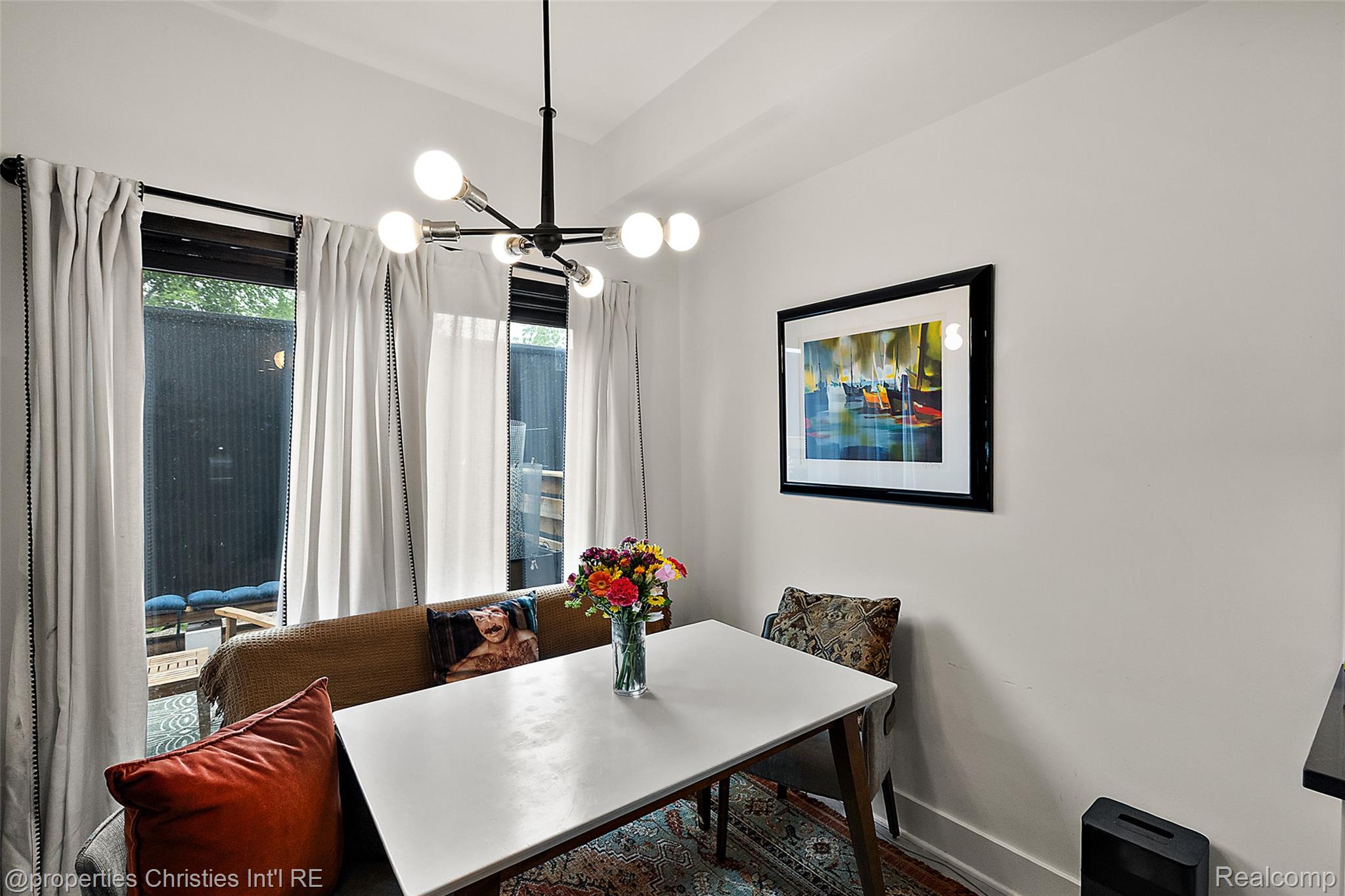 3307 Cochrane Street