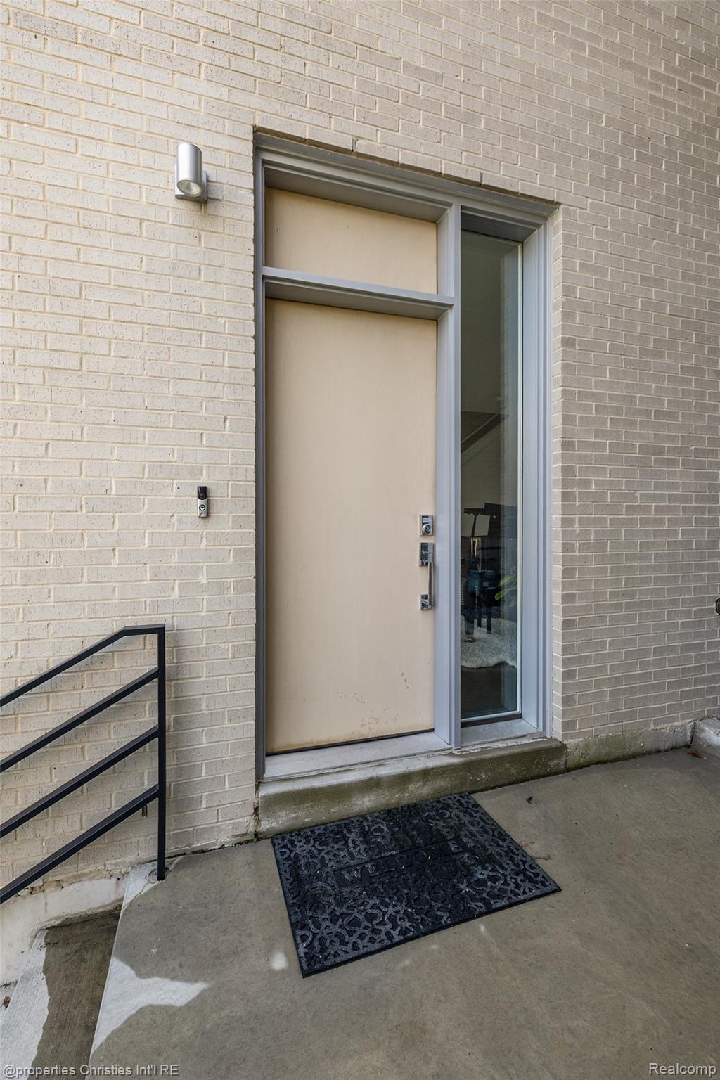 284 Alfred Street