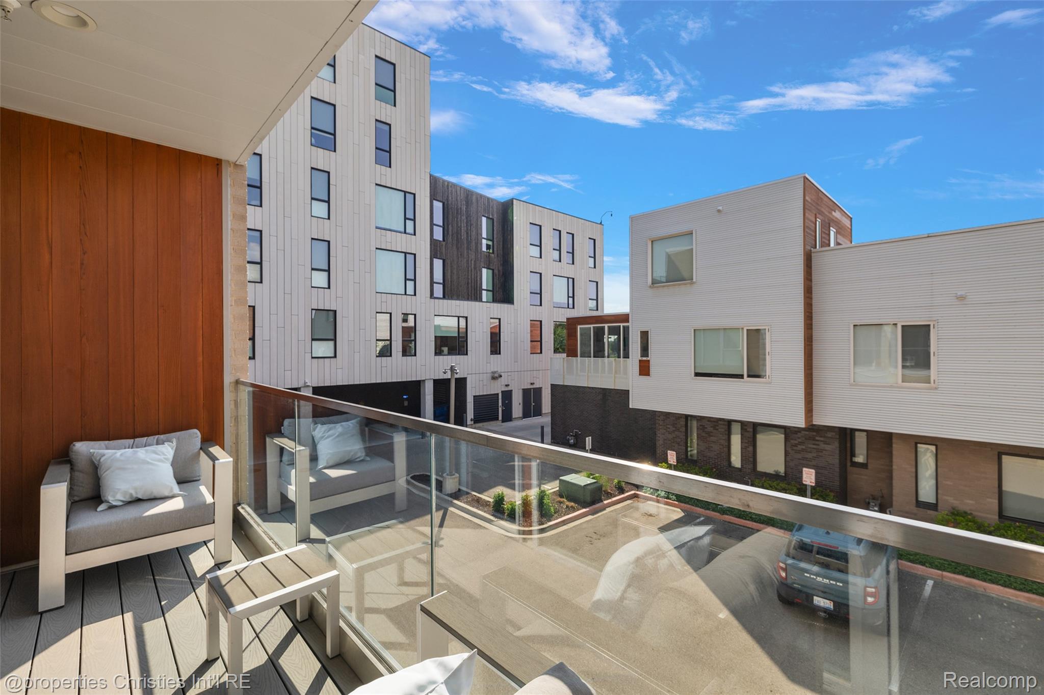 284 Alfred Street