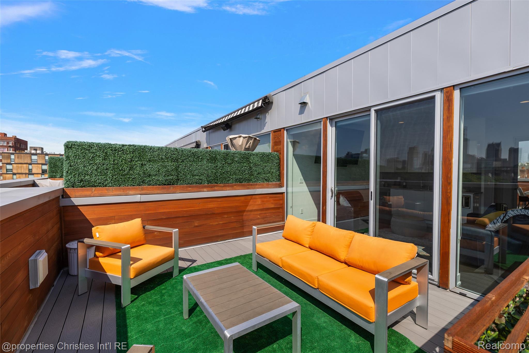 284 Alfred Street