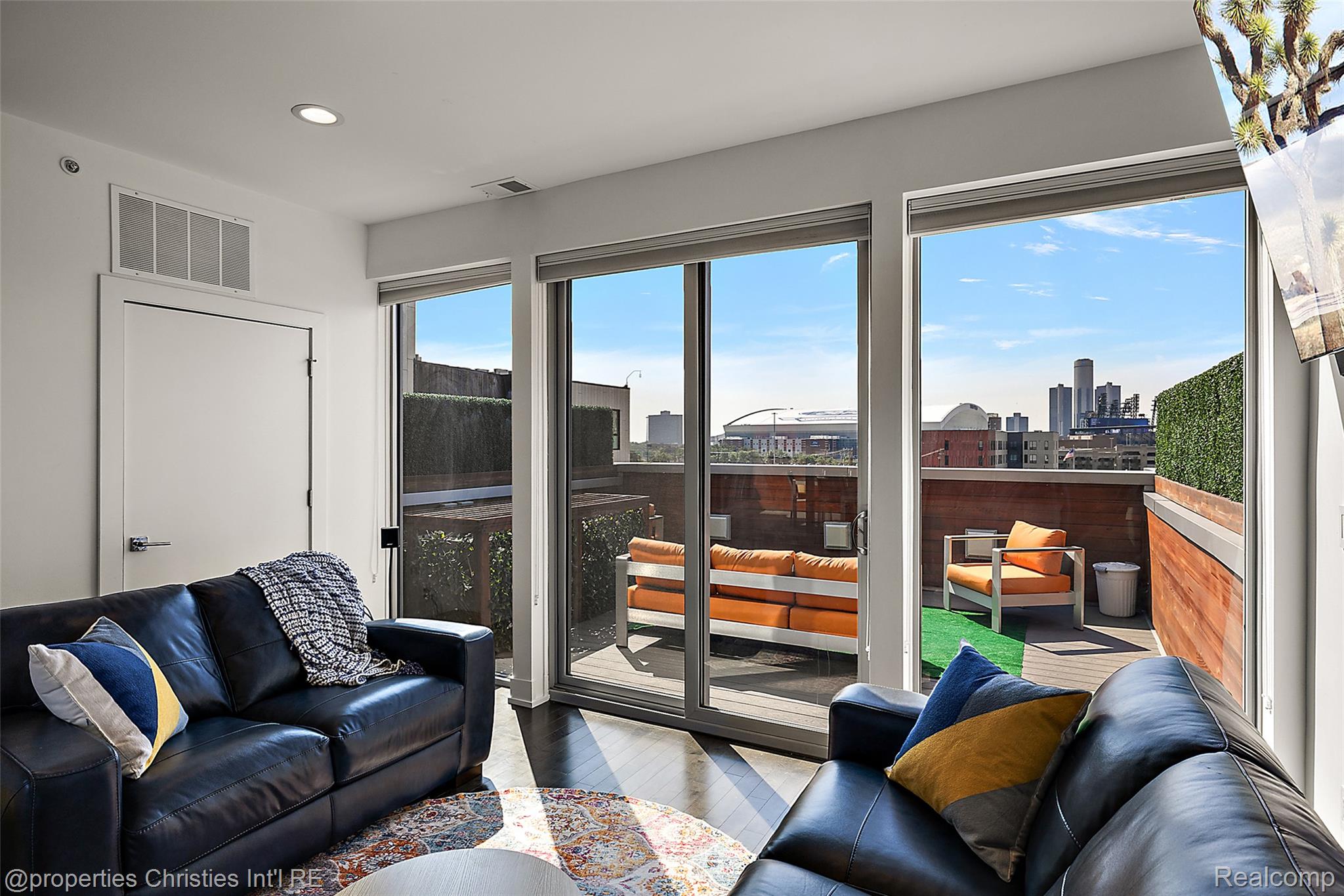 284 Alfred Street