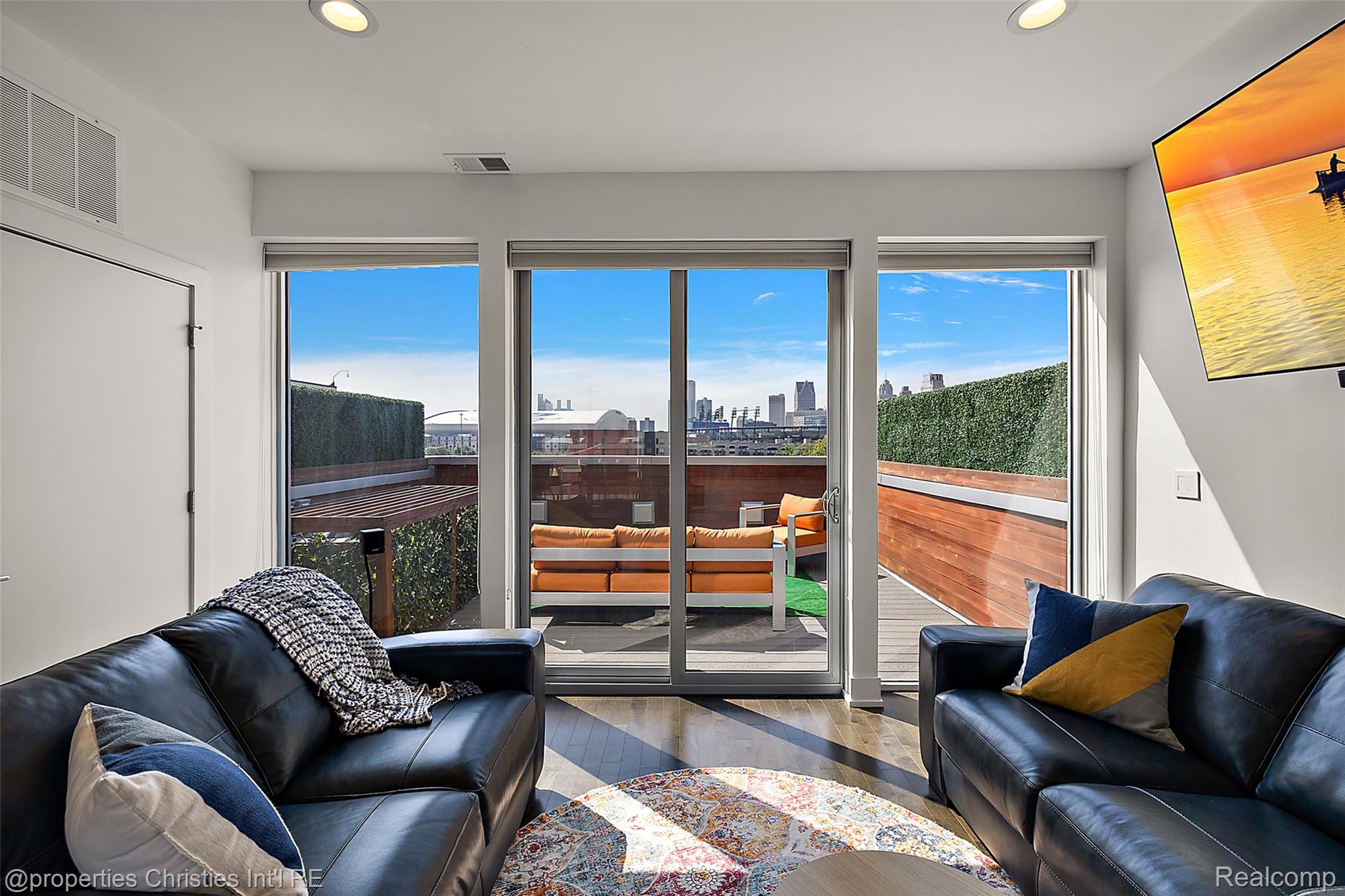 284 Alfred Street