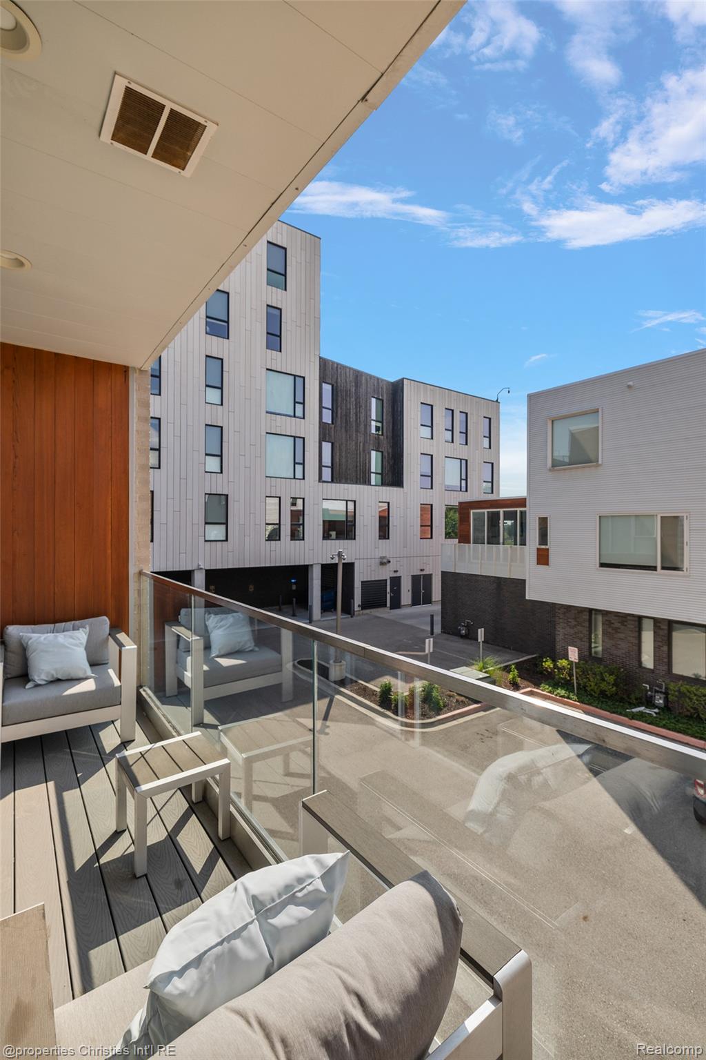 284 Alfred Street