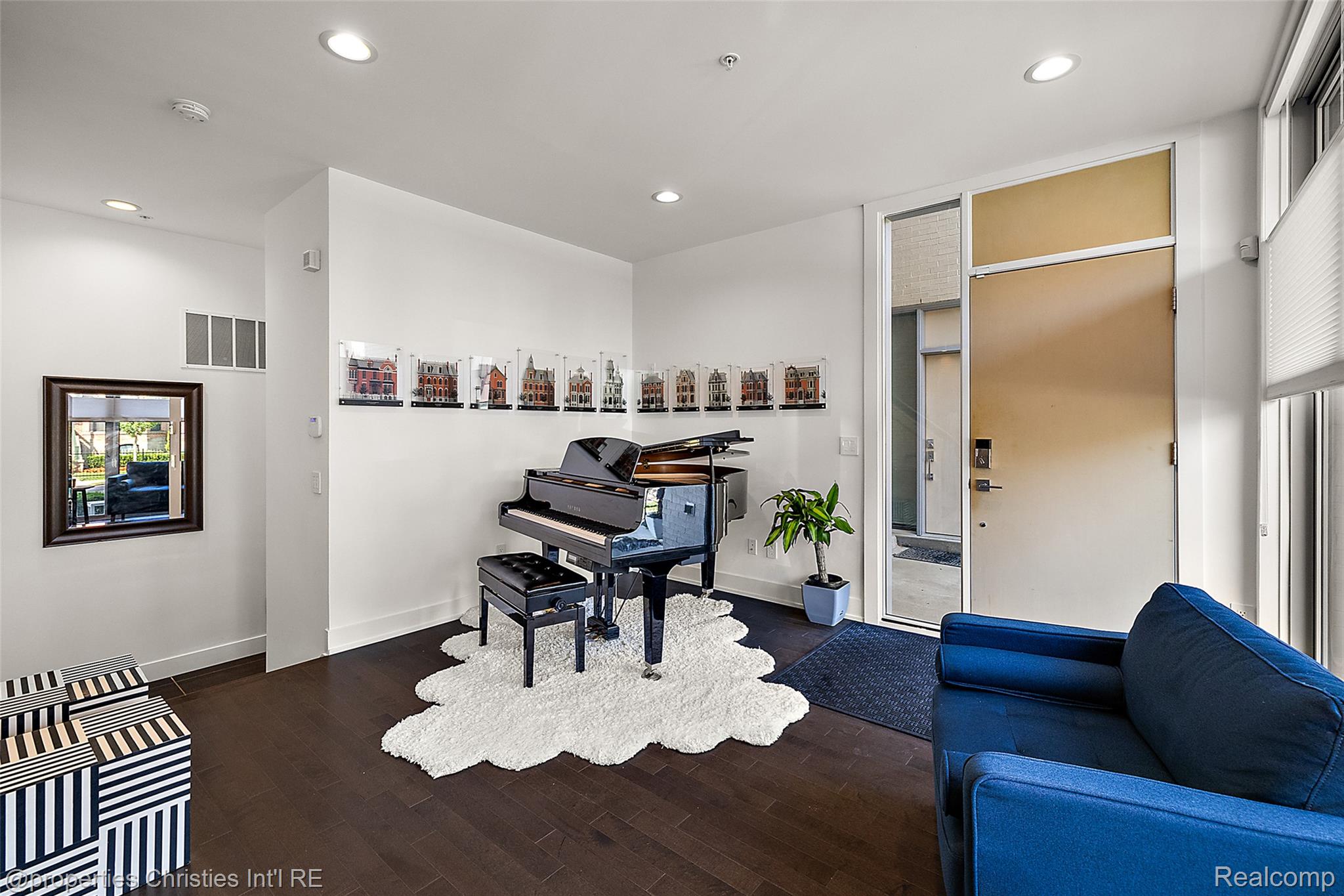 284 Alfred Street