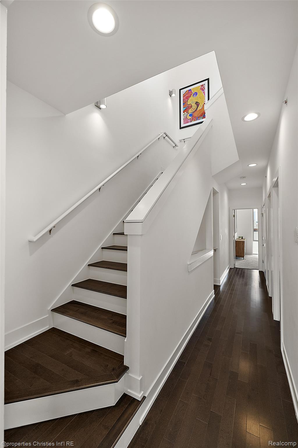 284 Alfred Street