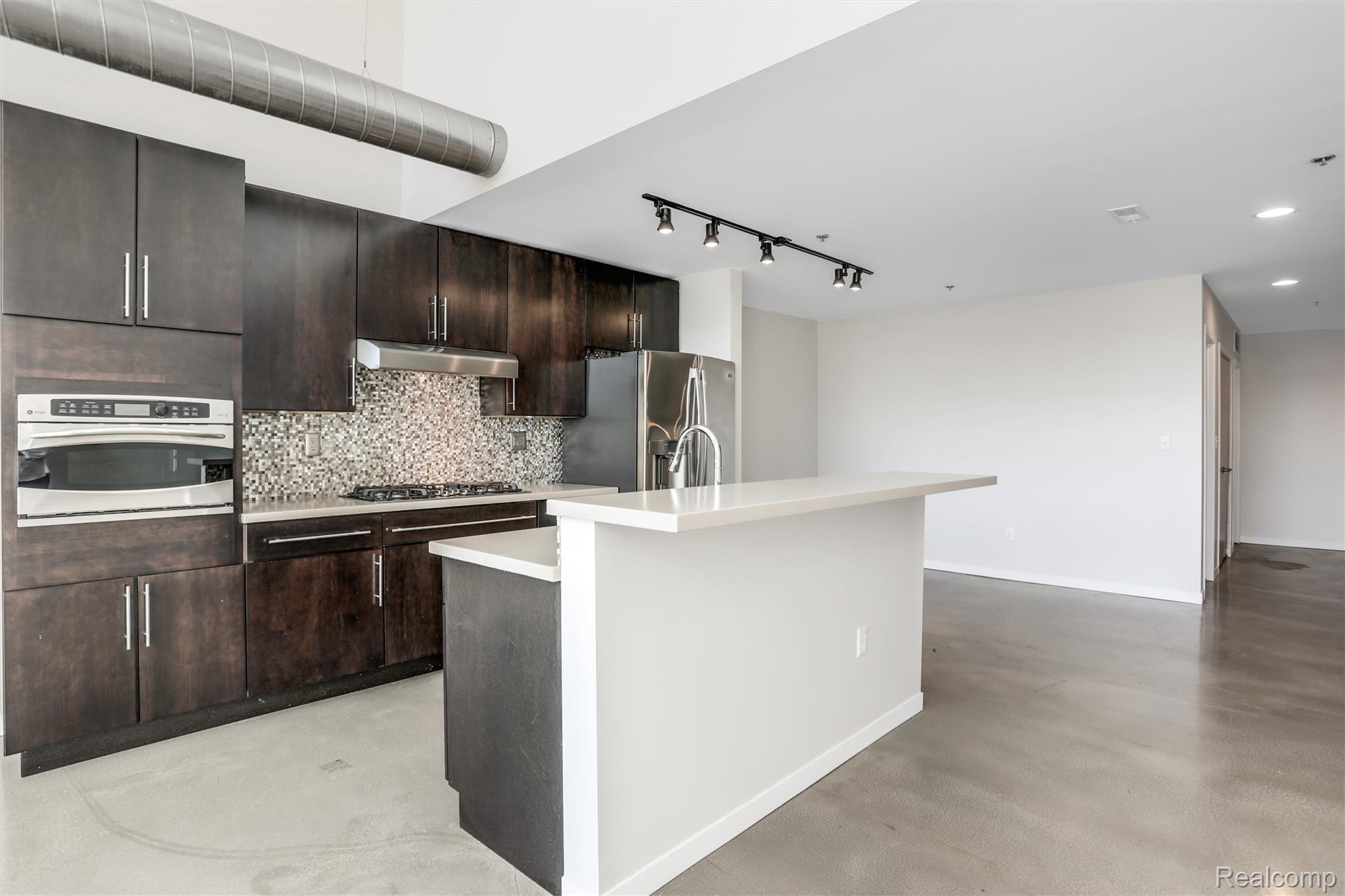 444 W Willis Street 514